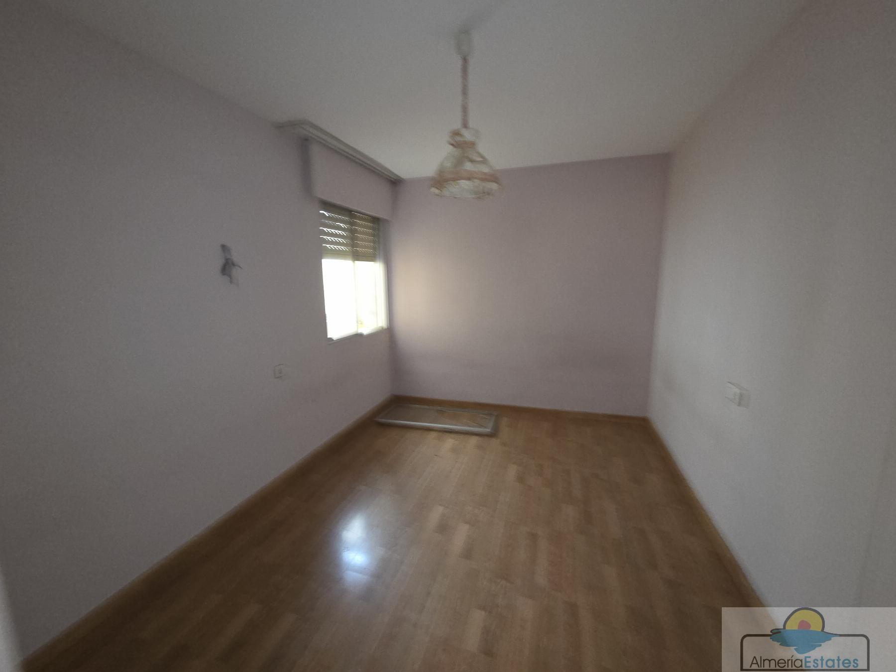 For sale of flat in Olula del Río