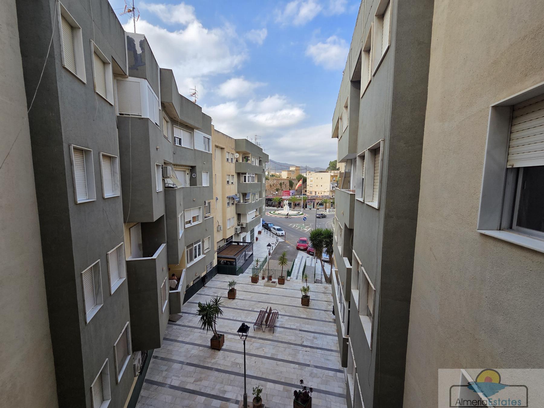 For sale of flat in Olula del Río