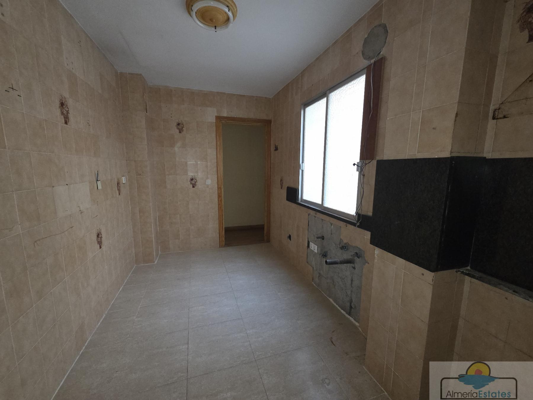 For sale of flat in Olula del Río