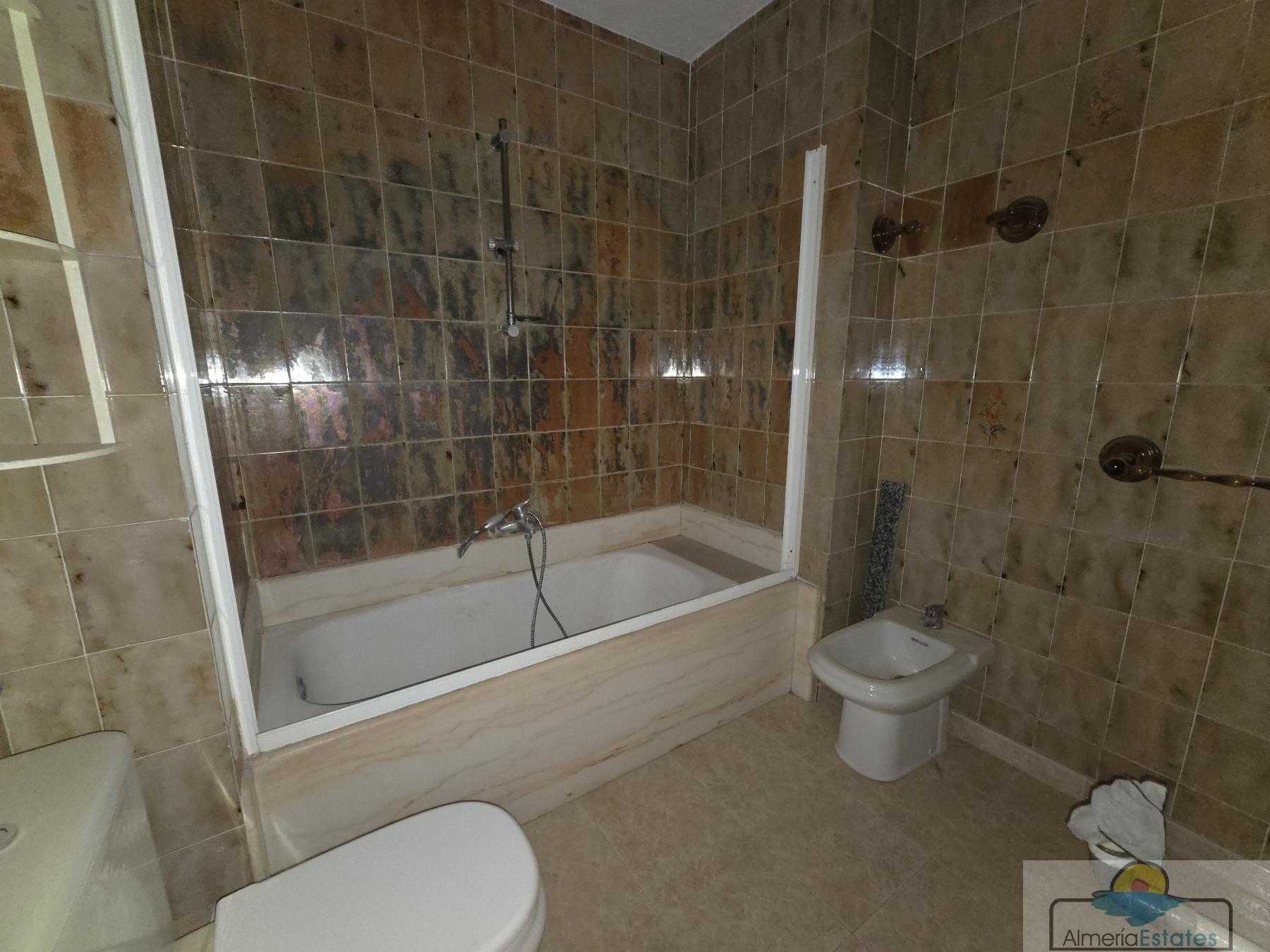 For sale of flat in Olula del Río