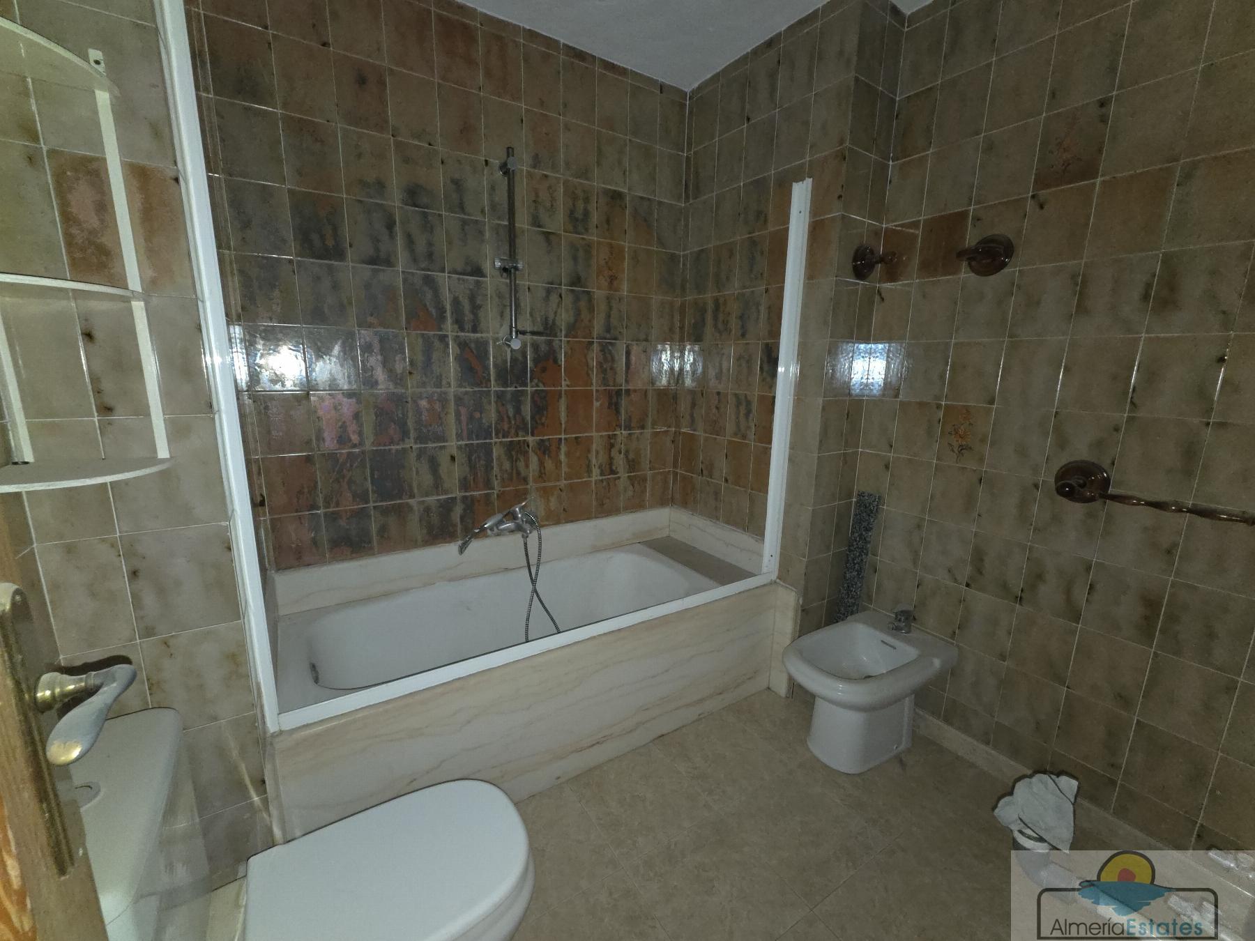 For sale of flat in Olula del Río