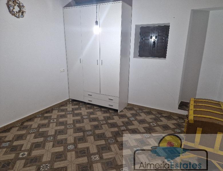For rent of villa in Albox