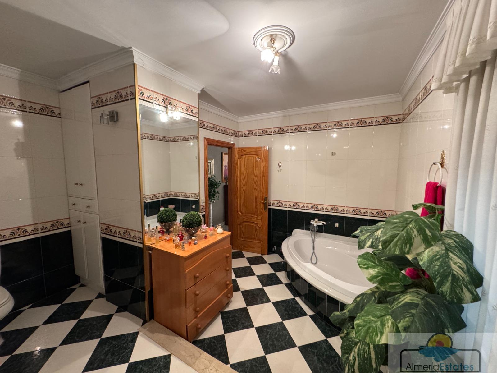 Venta de casa en Olula del Río