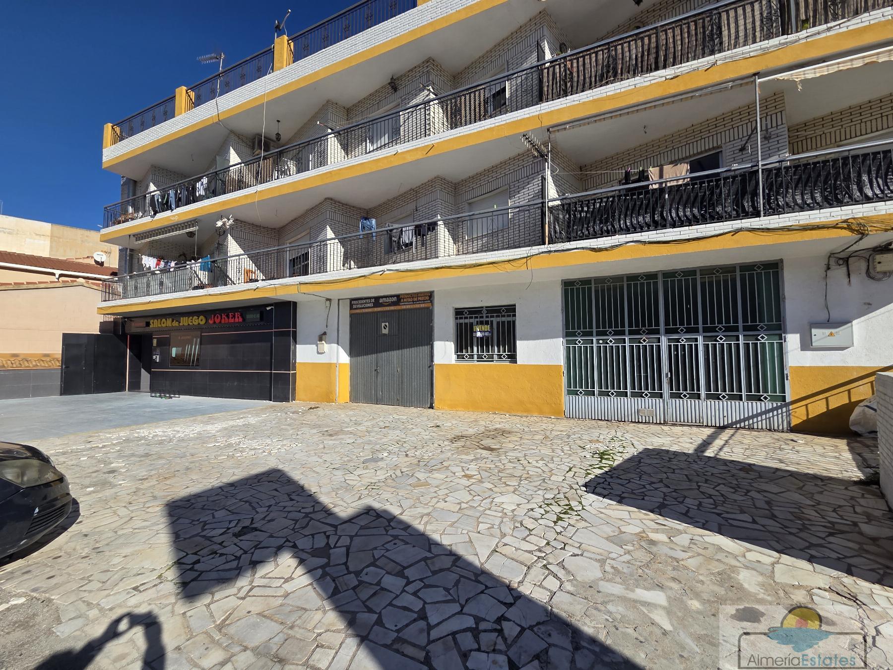 Venta de local en Albox