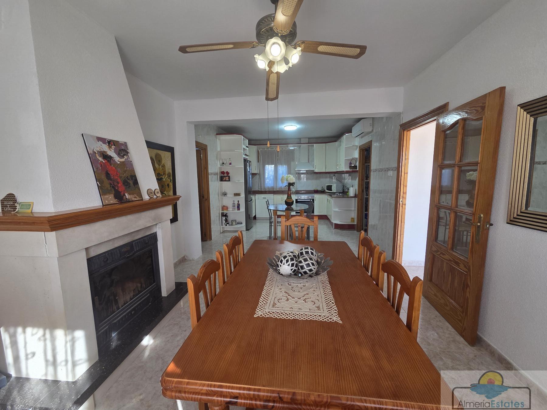 Venta de villa en Albox