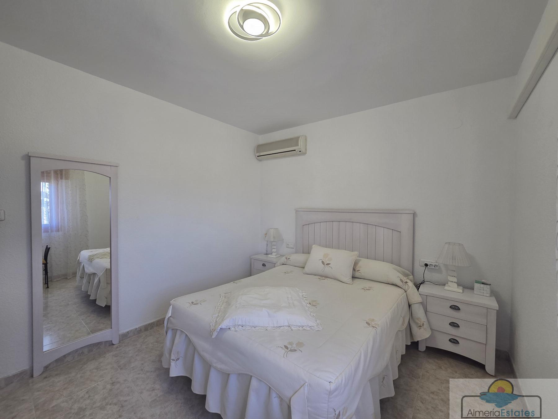 Venta de villa en Albox