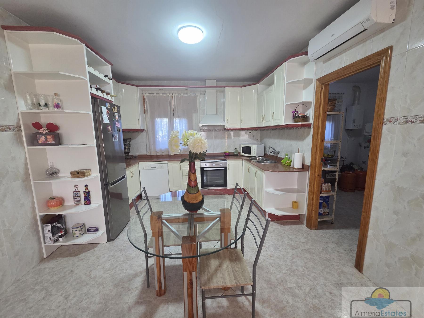 Venta de villa en Albox