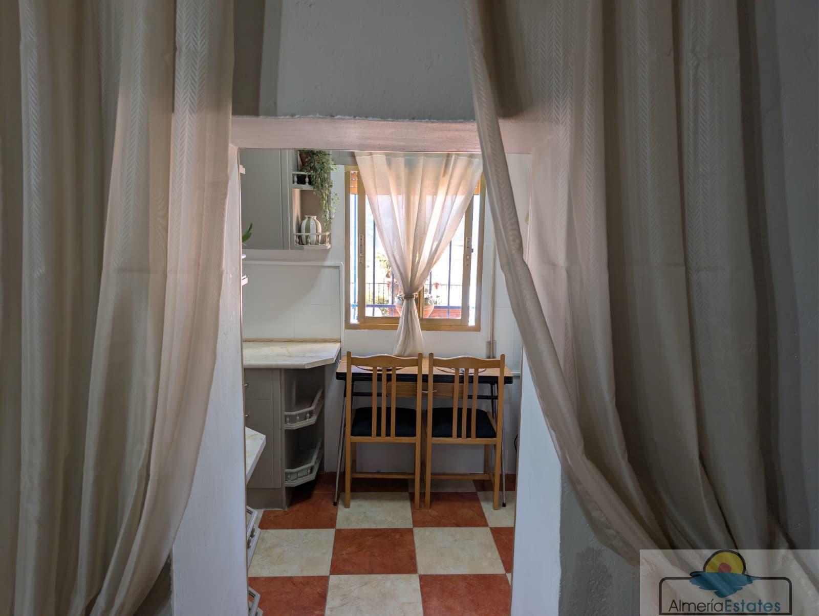 Venta de casa en Somontín