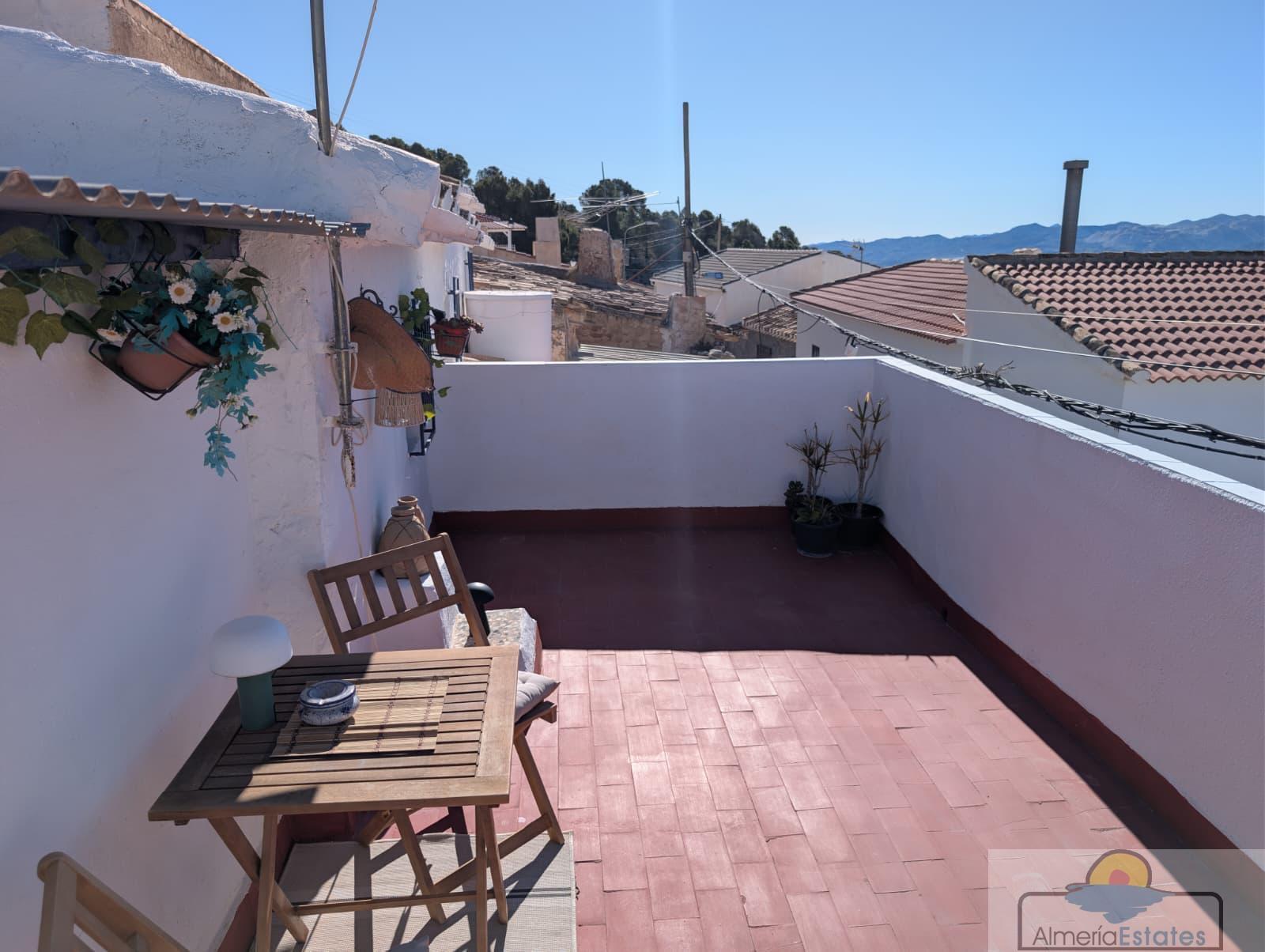 Venta de casa en Somontín