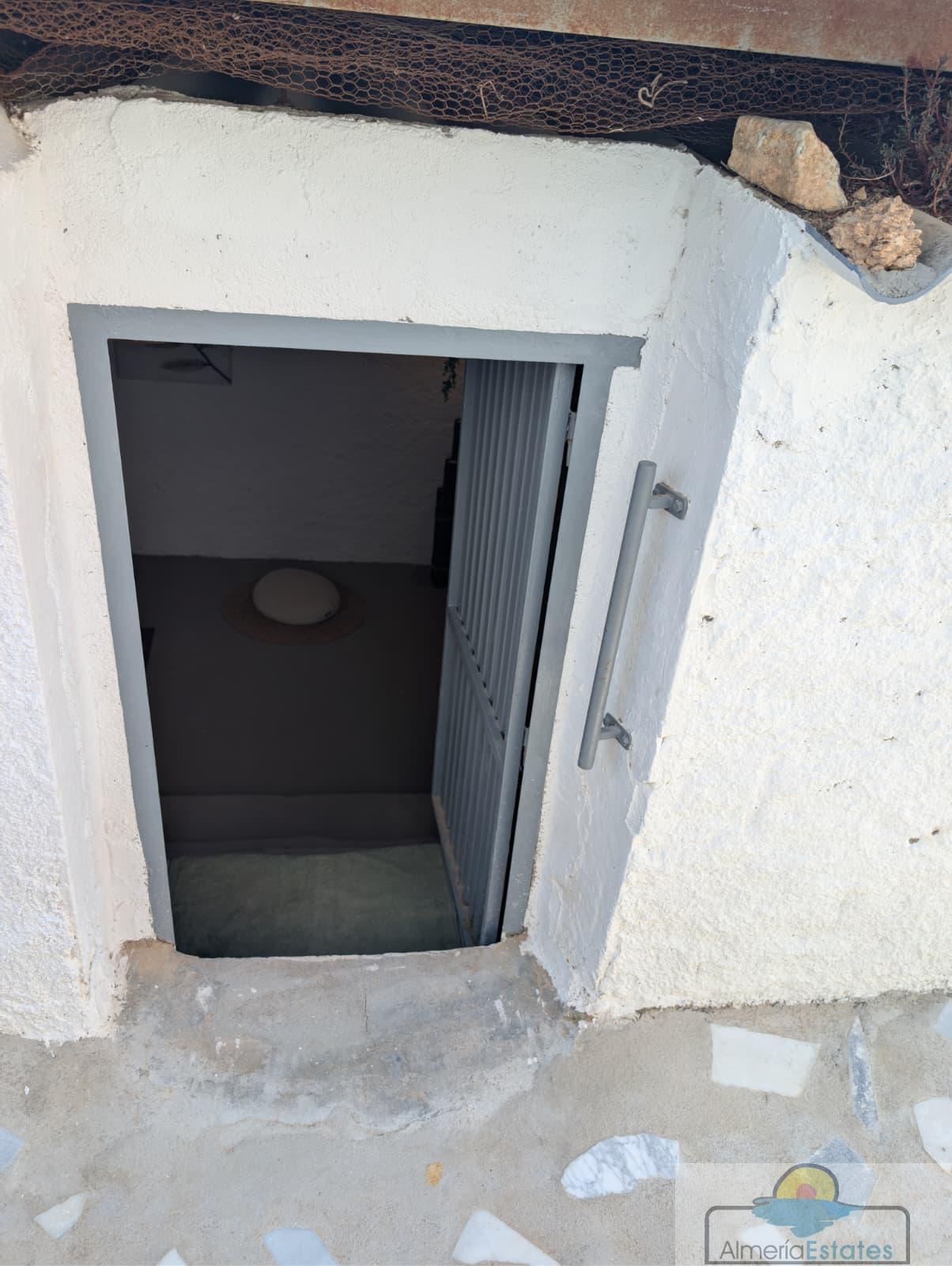 Venta de casa en Somontín