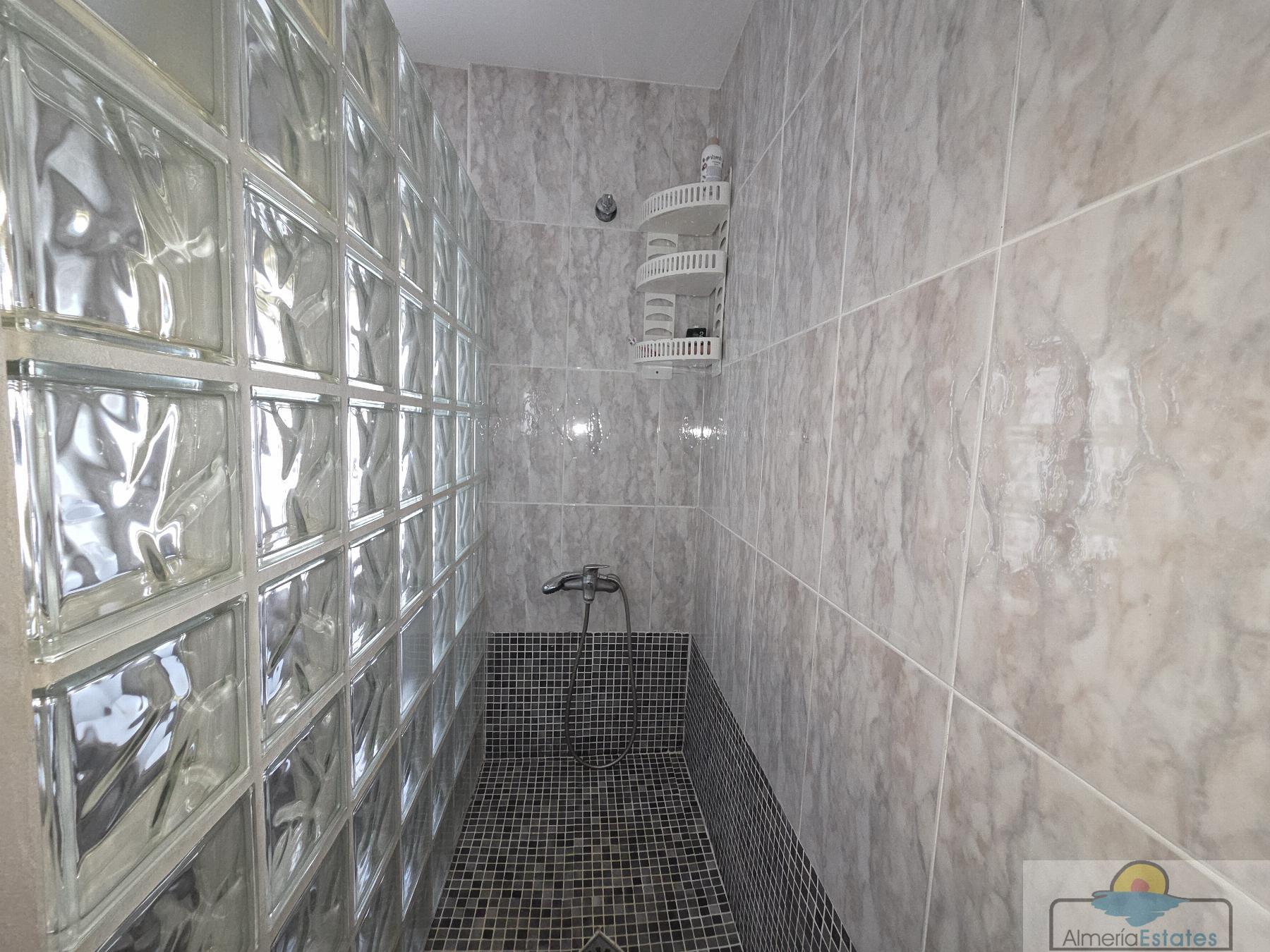 Venta de casa en Taberno