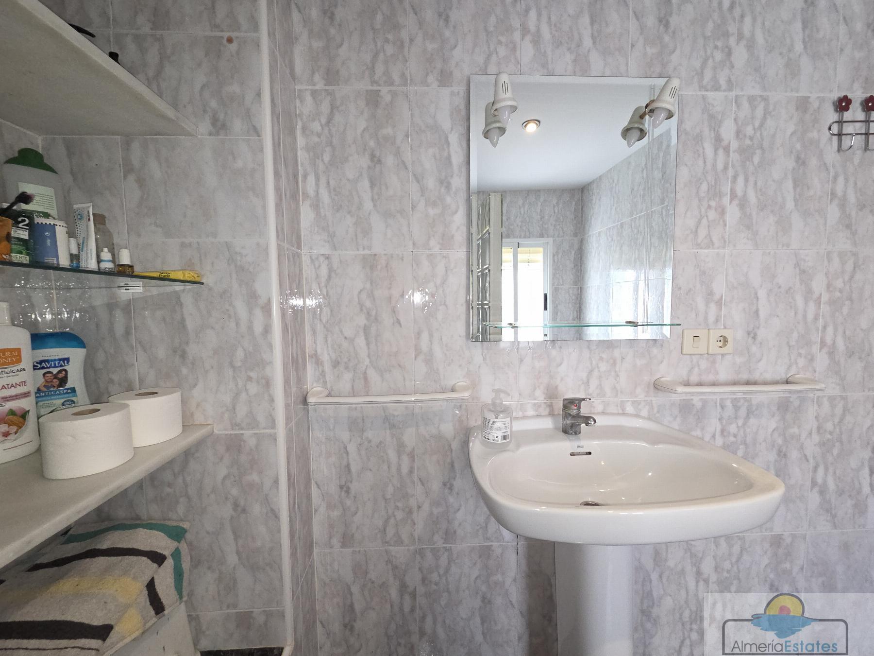 Venta de casa en Taberno