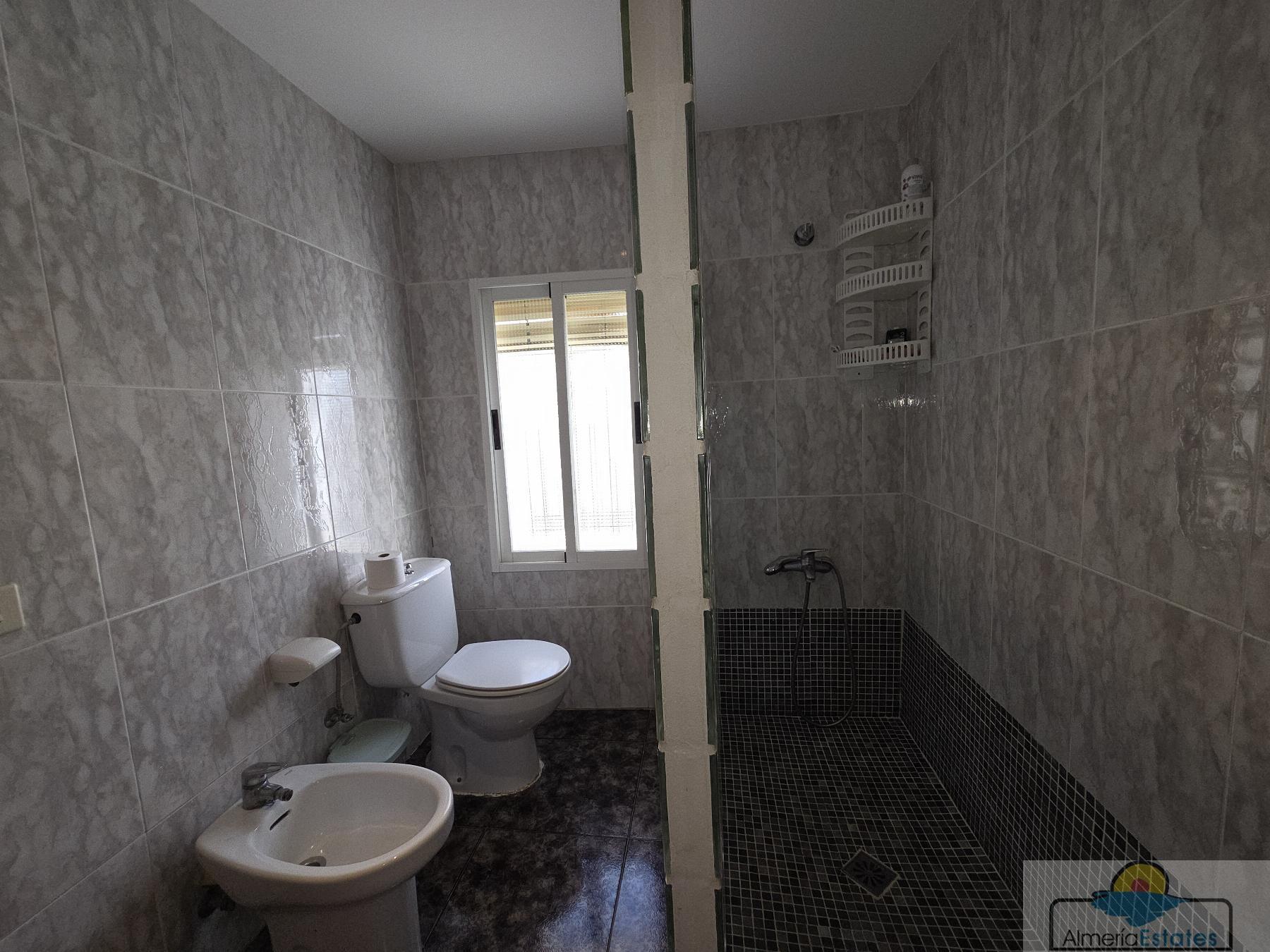 Venta de casa en Taberno