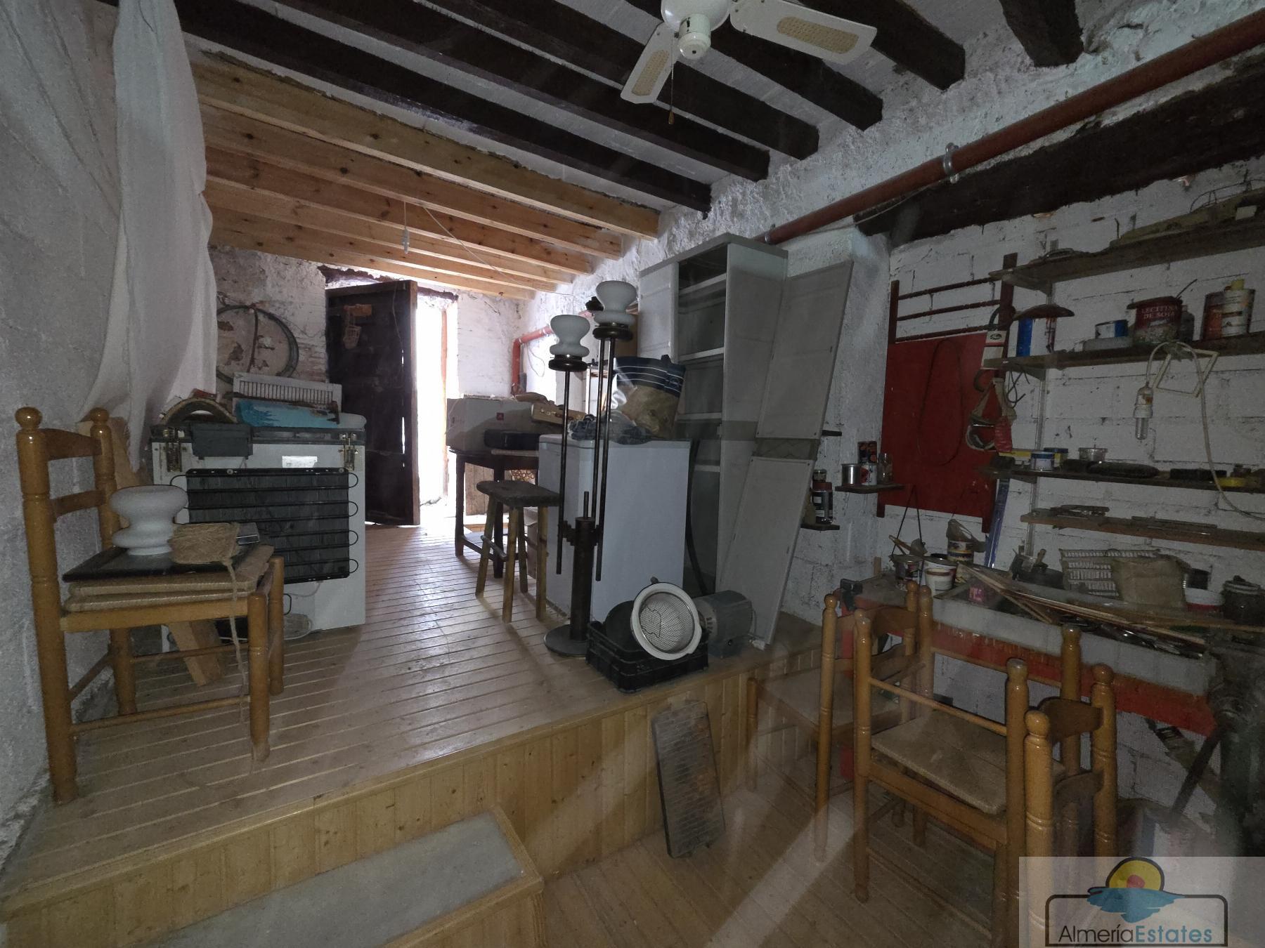 Venta de casa en Taberno