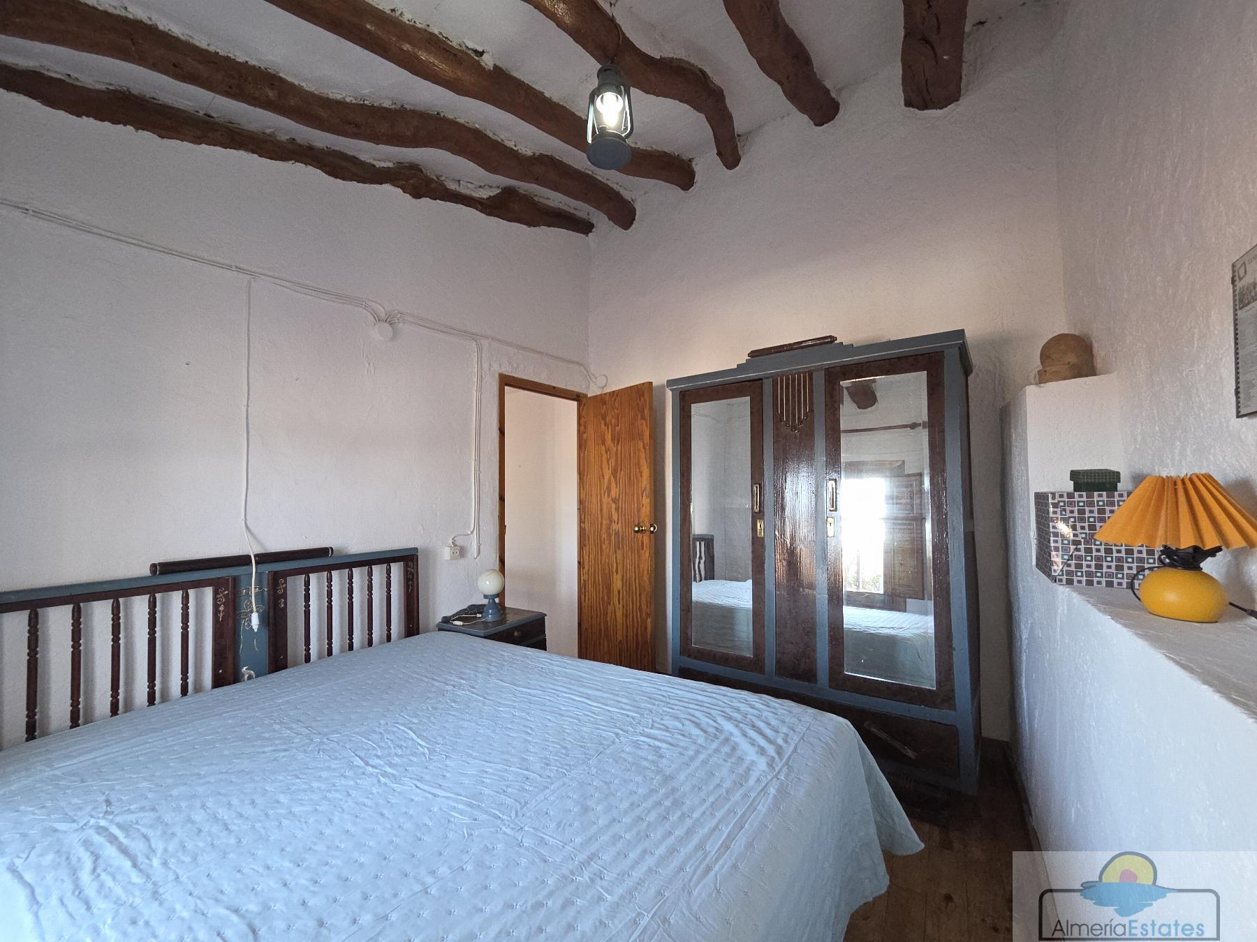 Venta de casa en Taberno