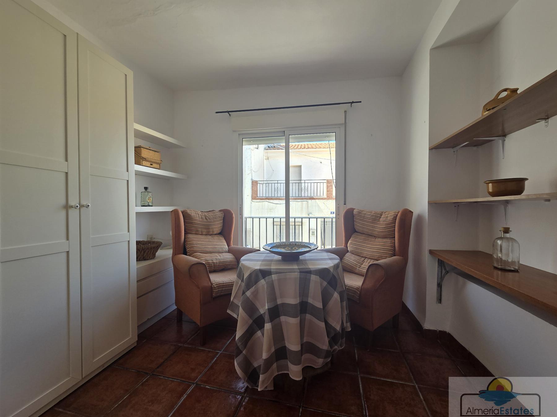 Venta de casa en Taberno