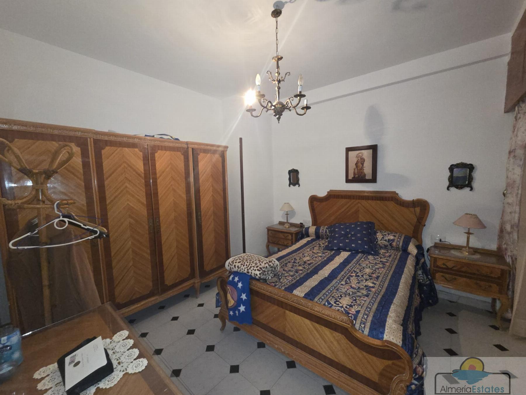 Venta de edificio en Albox