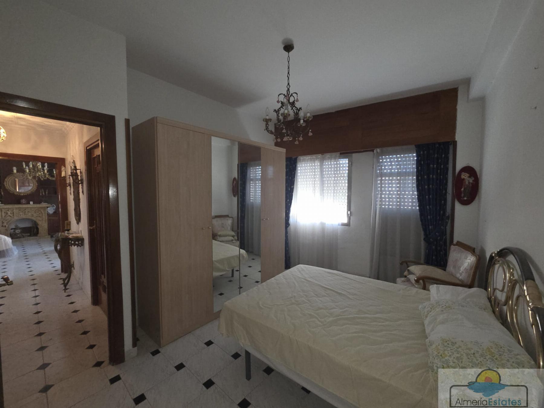 Venta de edificio en Albox