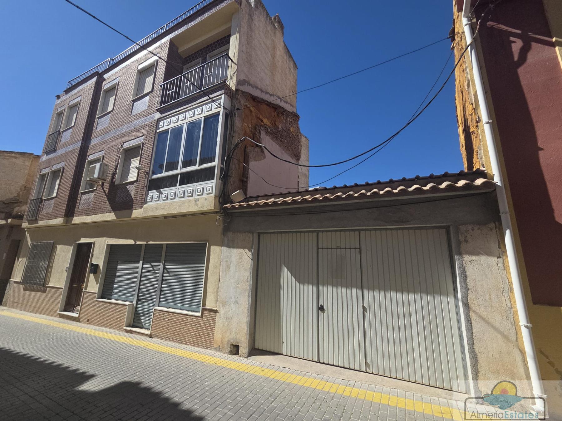 Venta de edificio en Albox
