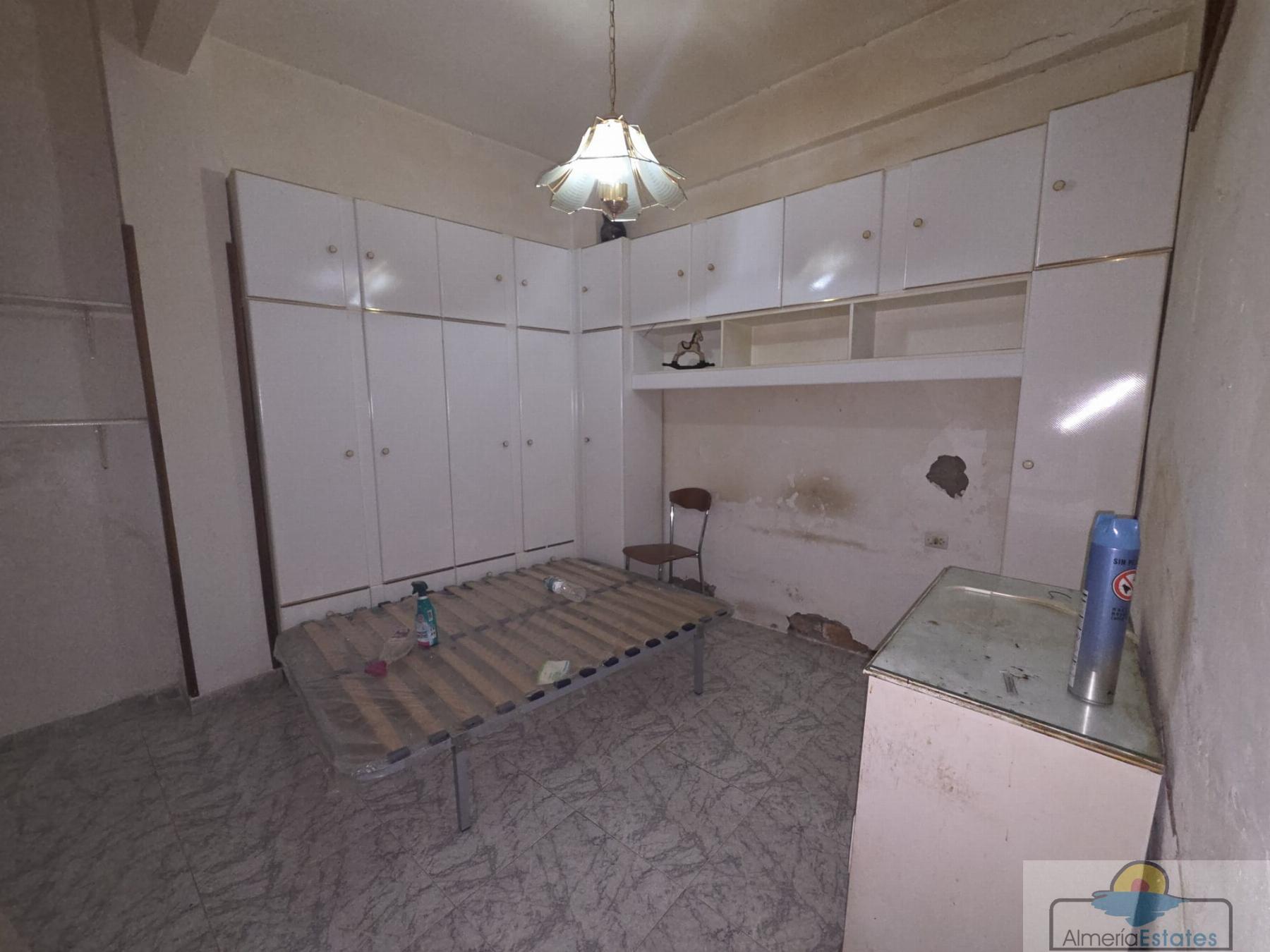 Venta de edificio en Albox