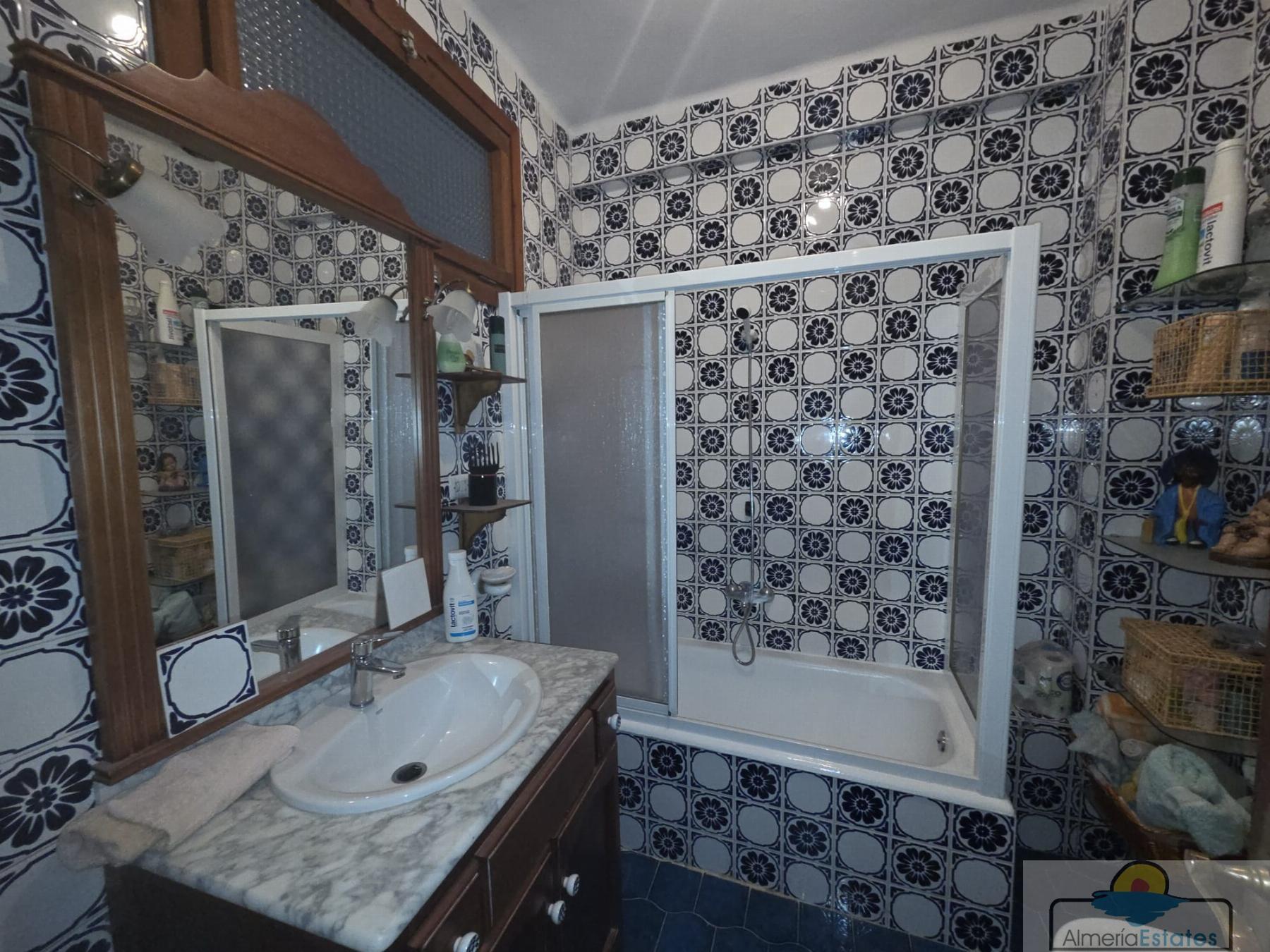 Venta de edificio en Albox