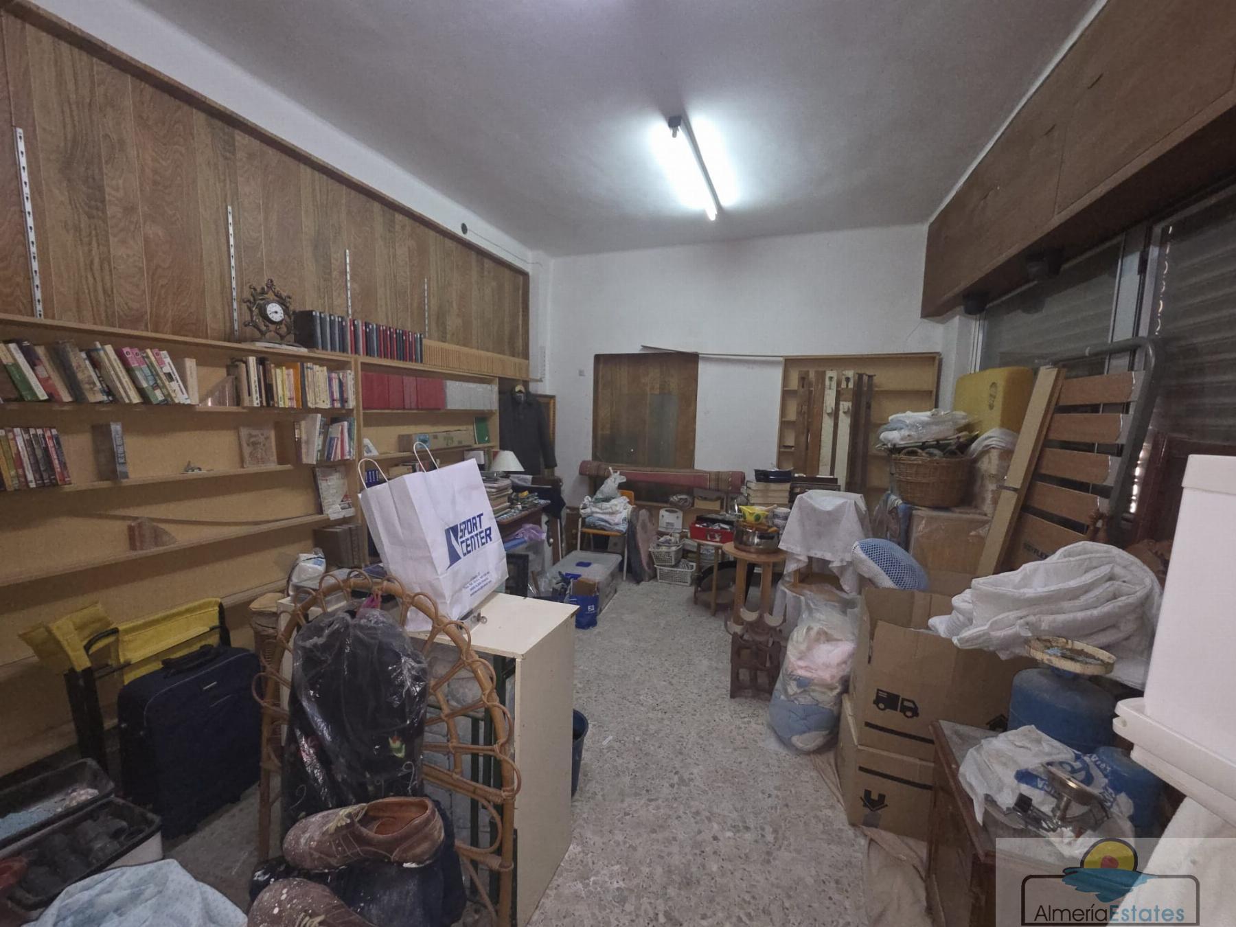 Venta de edificio en Albox
