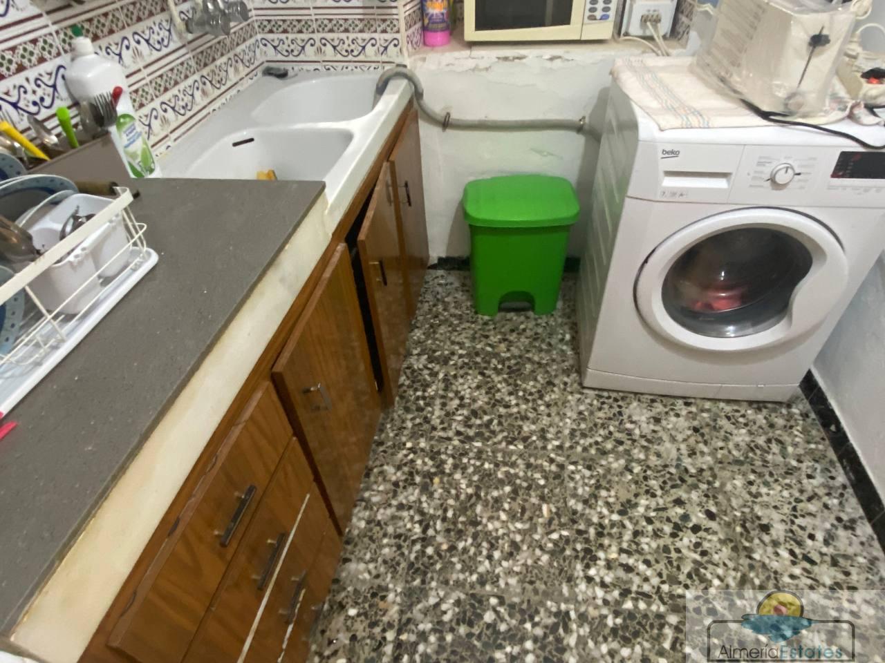 Venta de casa en Purchena
