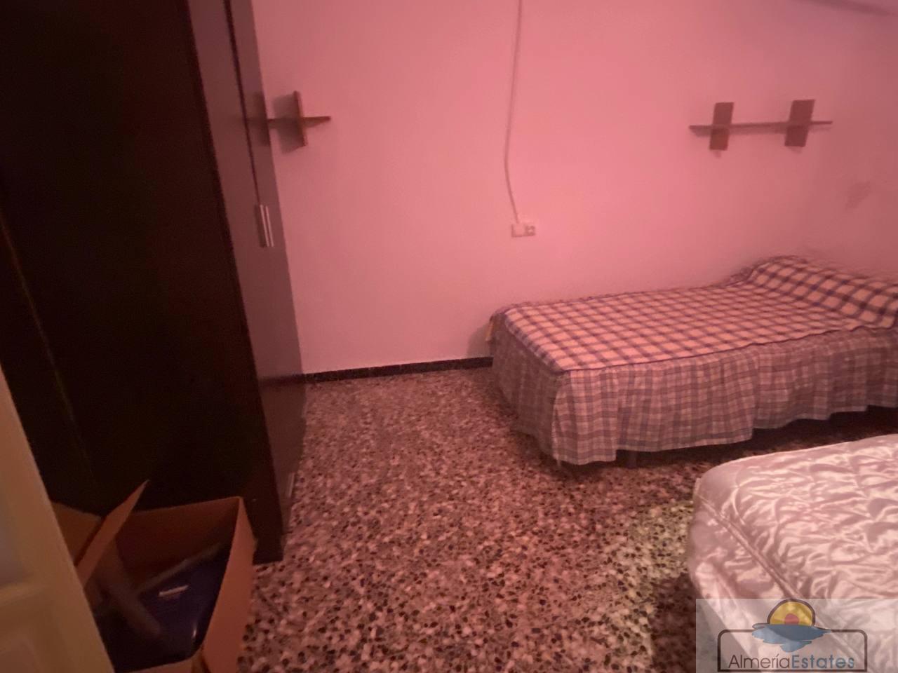 Venta de casa en Purchena
