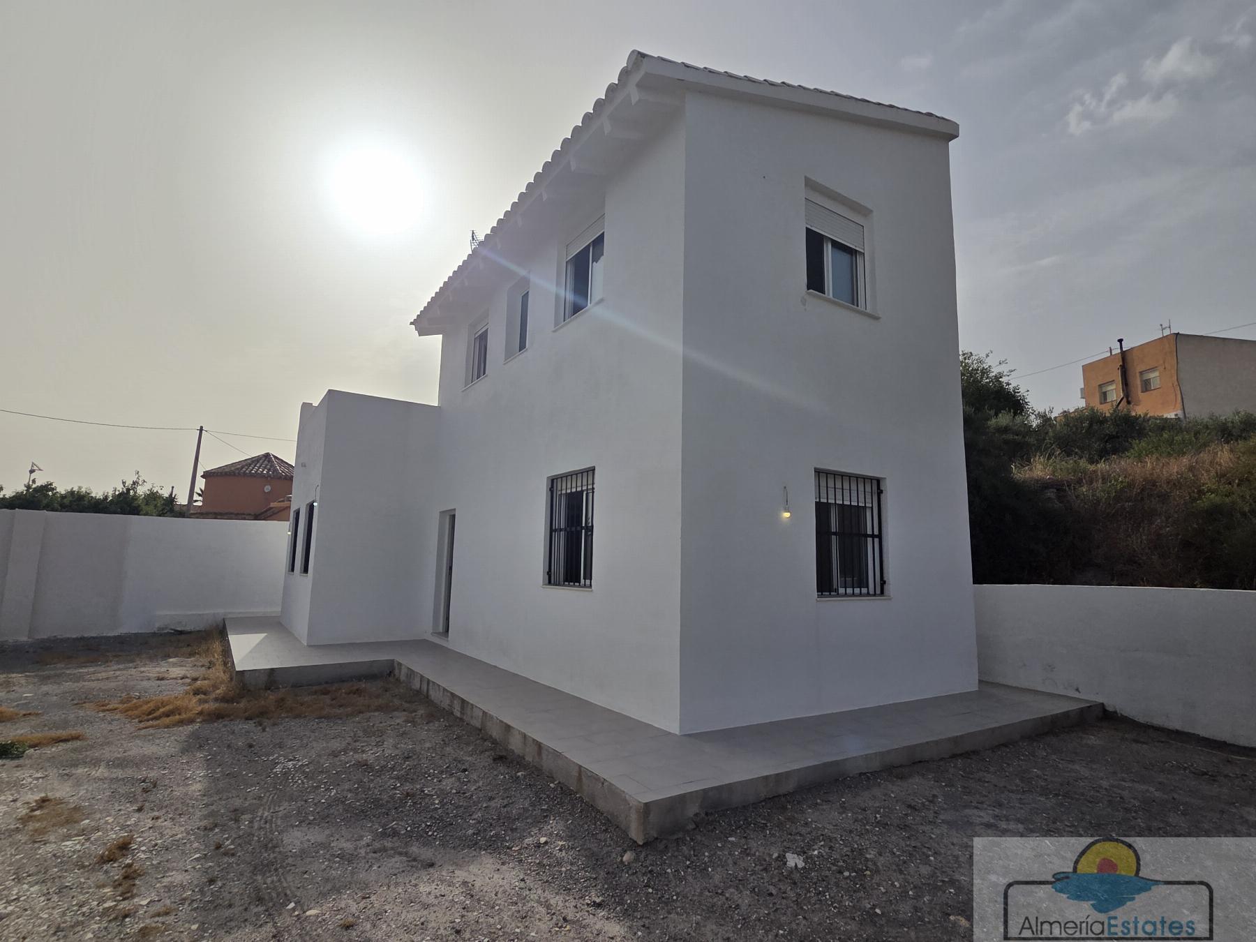 Venta de villa en Cantoria