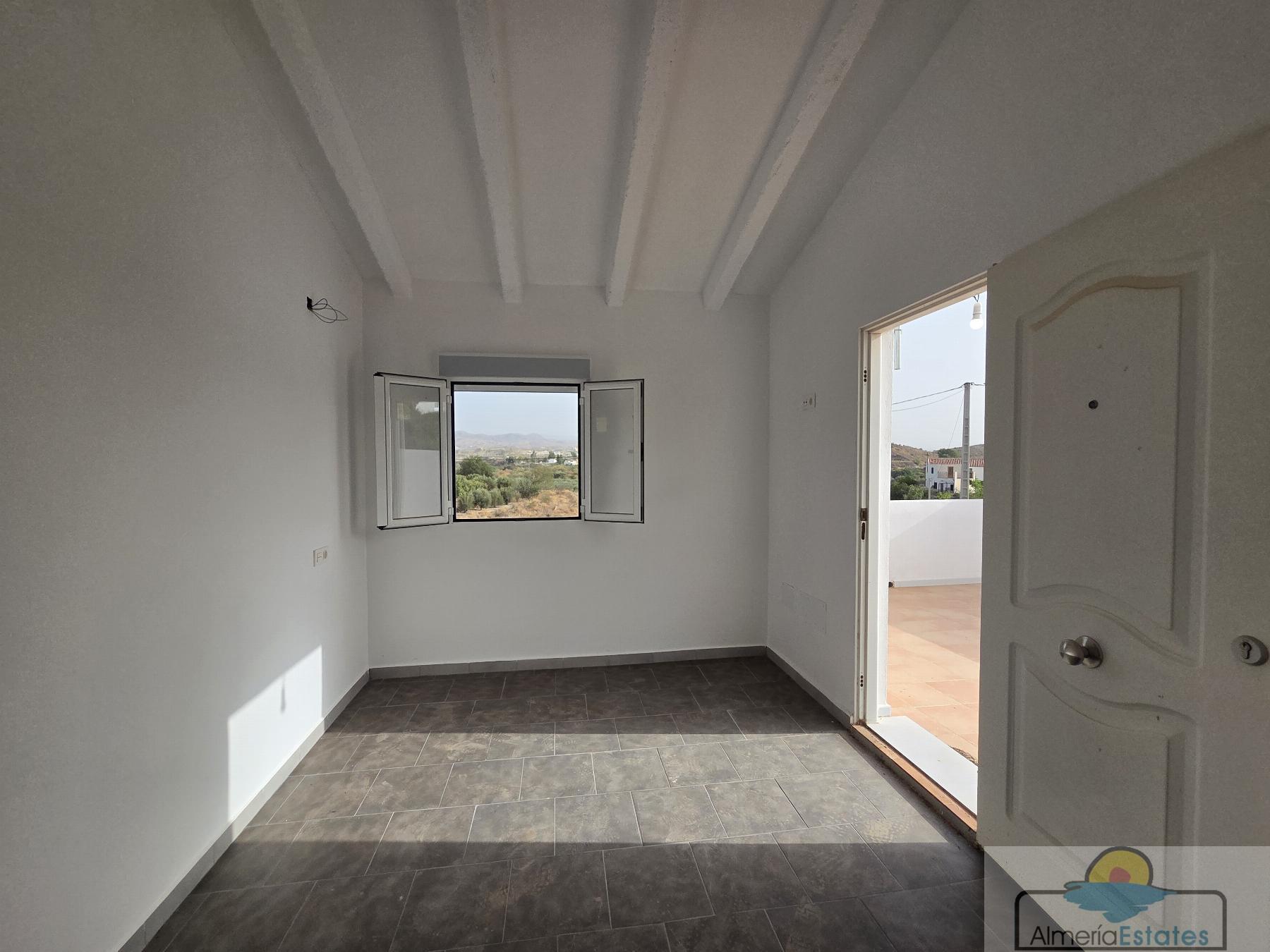 Venta de villa en Cantoria