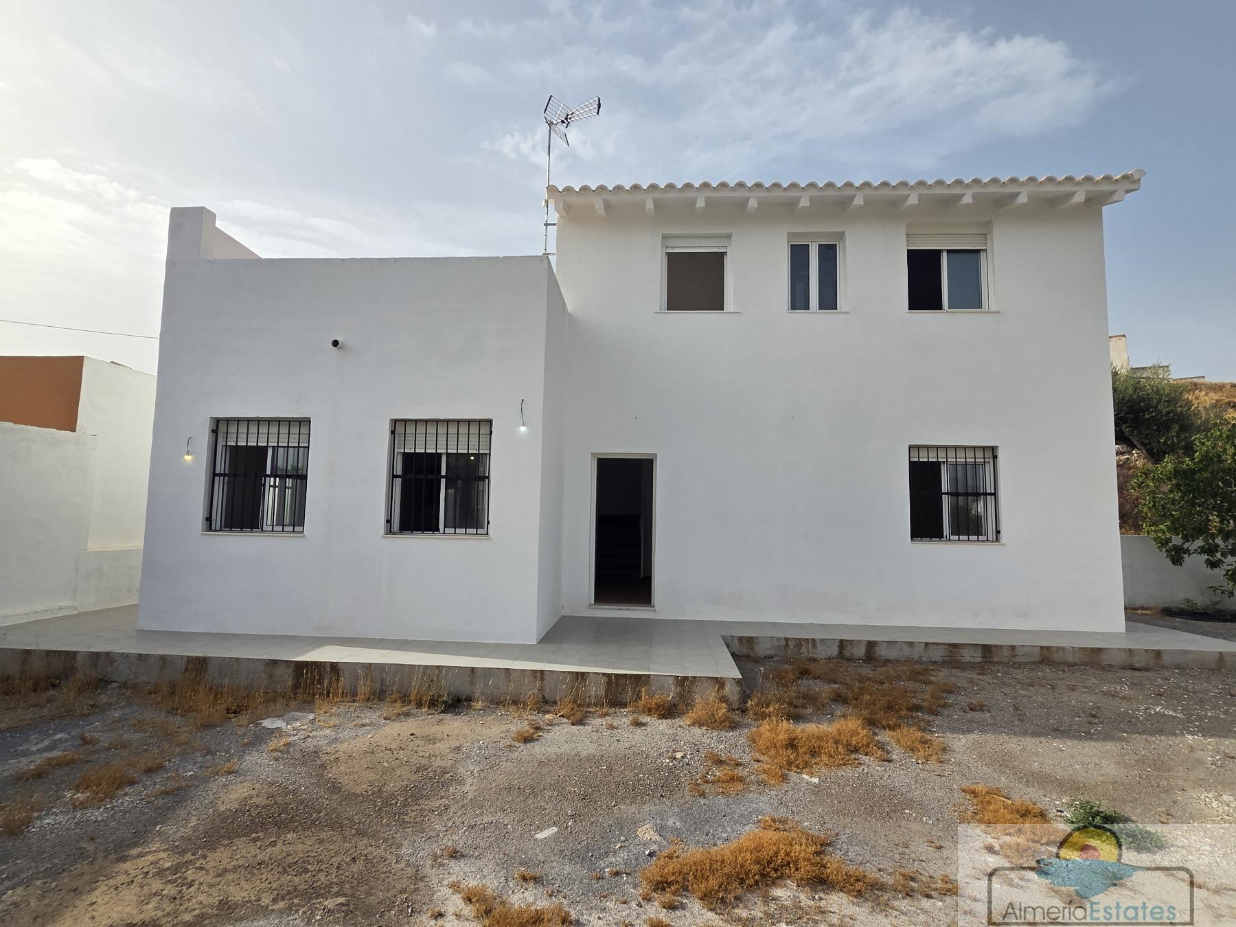 Venta de villa en Cantoria
