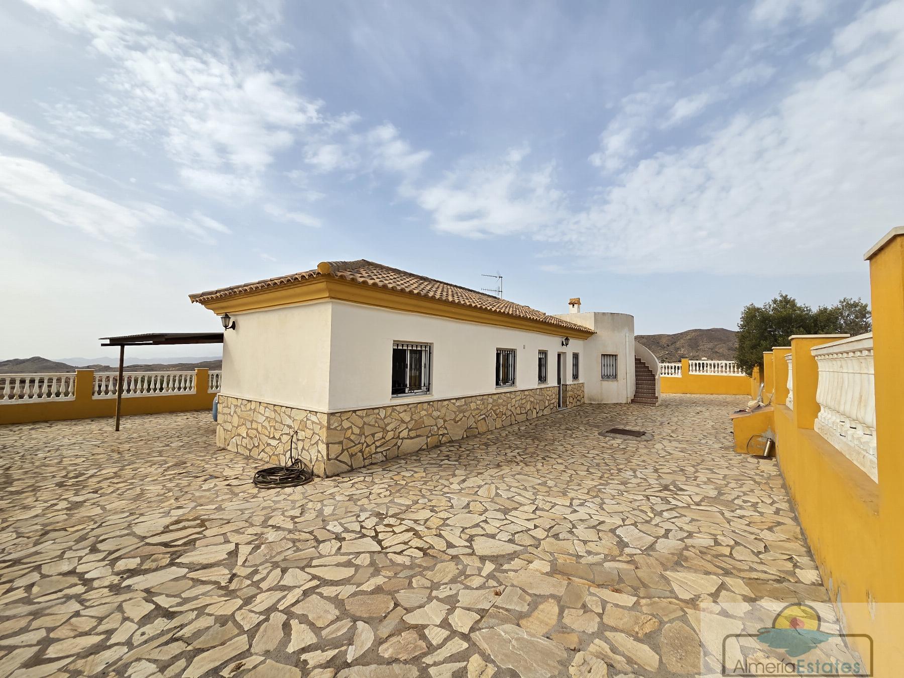 Venta de casa en Arboleas