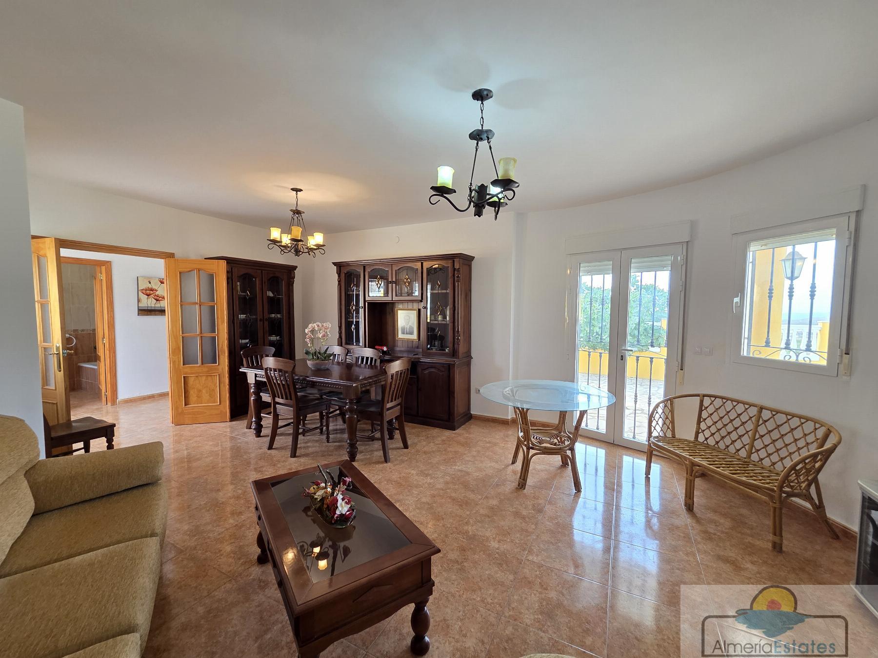 Venta de casa en Arboleas