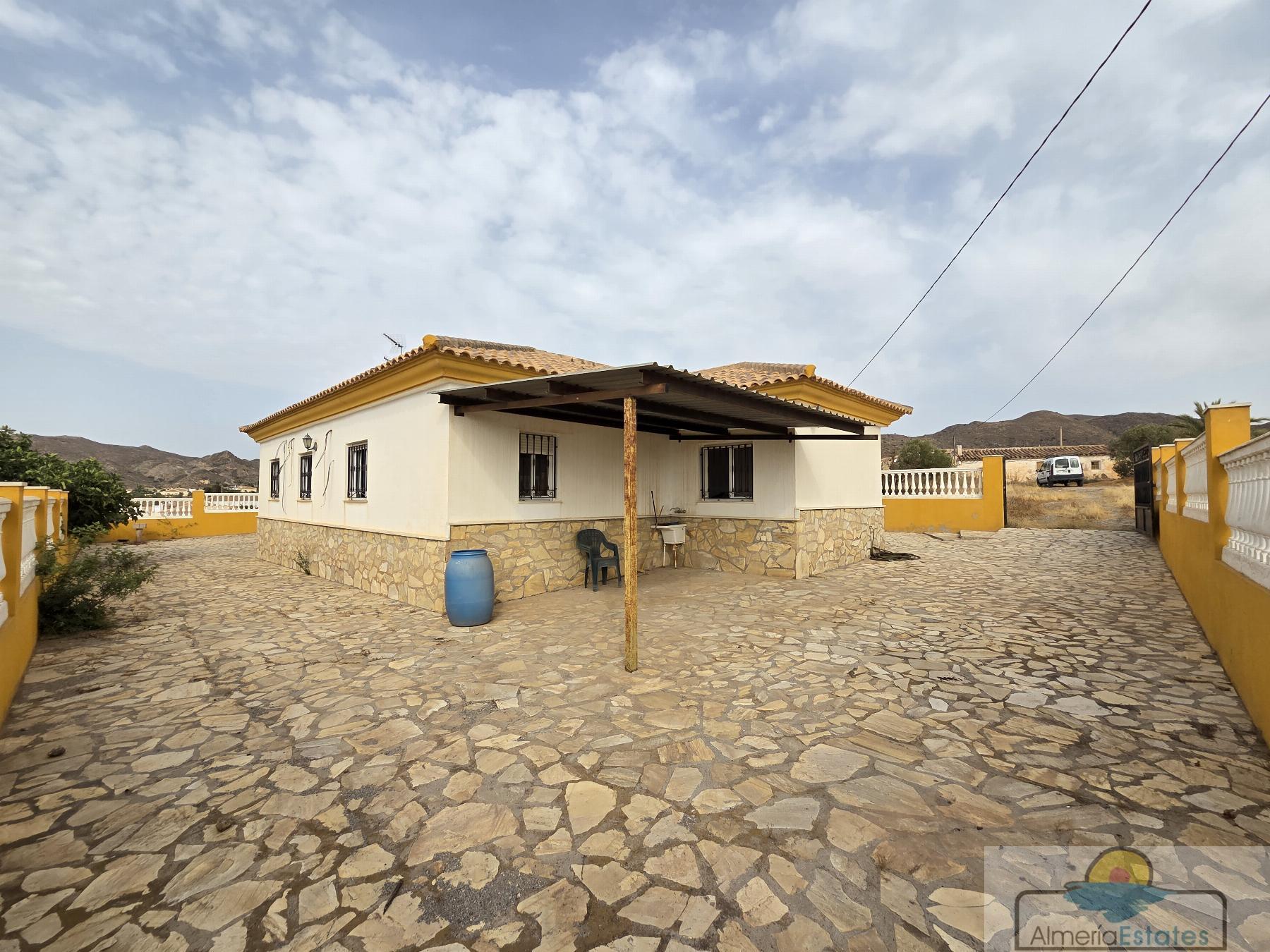 Venta de casa en Arboleas