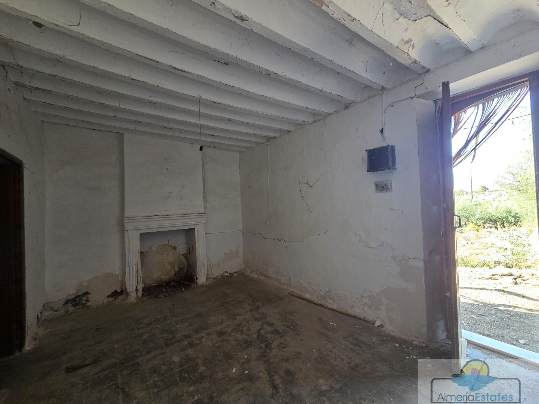 Venta de casa en Cantoria