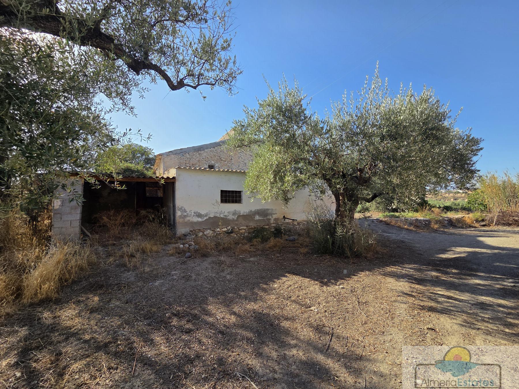 Venta de casa en Cantoria