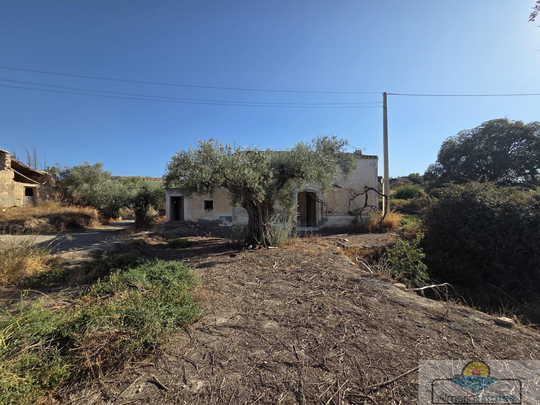 Venta de casa en Cantoria