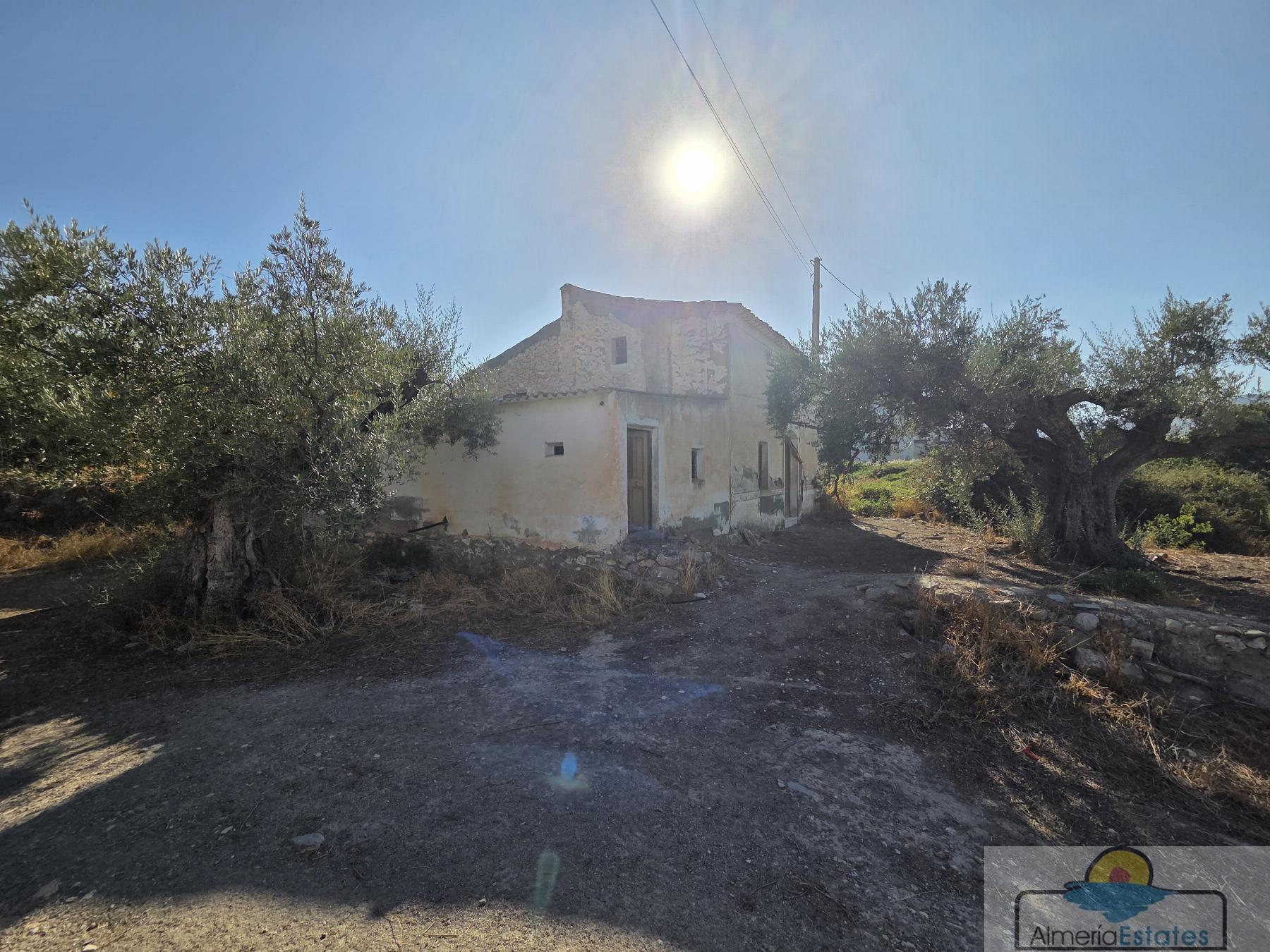 Venta de casa en Cantoria