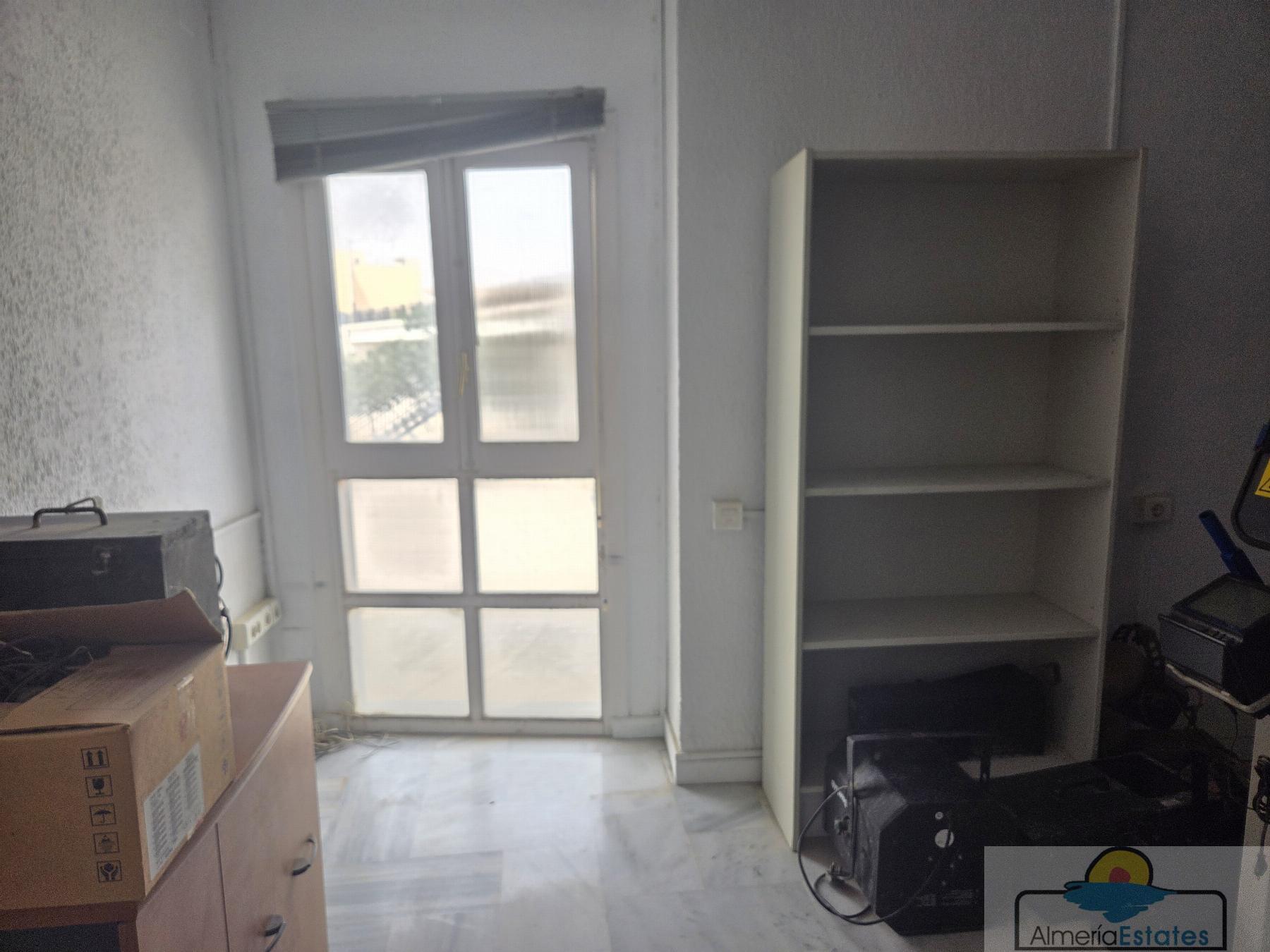 Venta de local en Albox