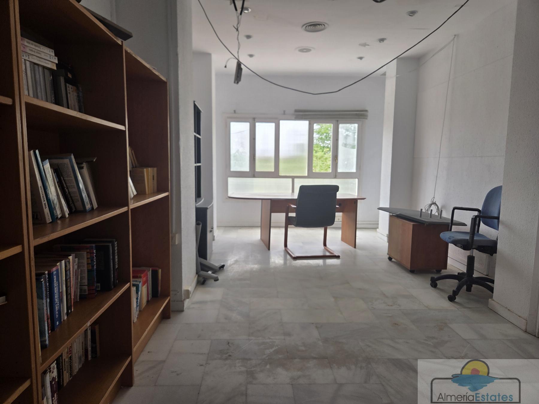 Venta de local en Albox
