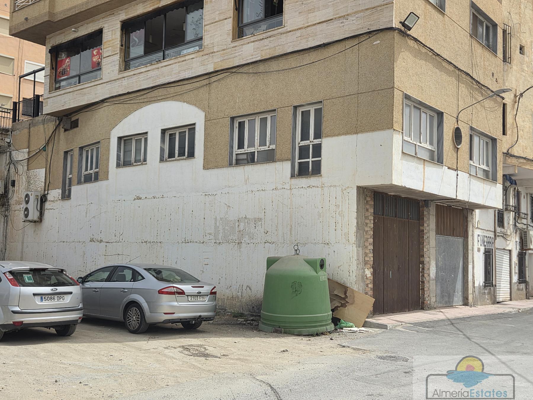 Venta de local en Albox