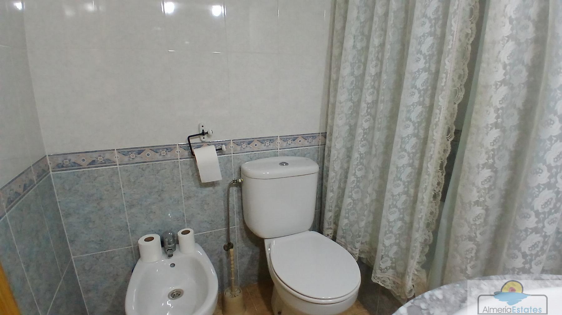 Venta de casa en Taberno