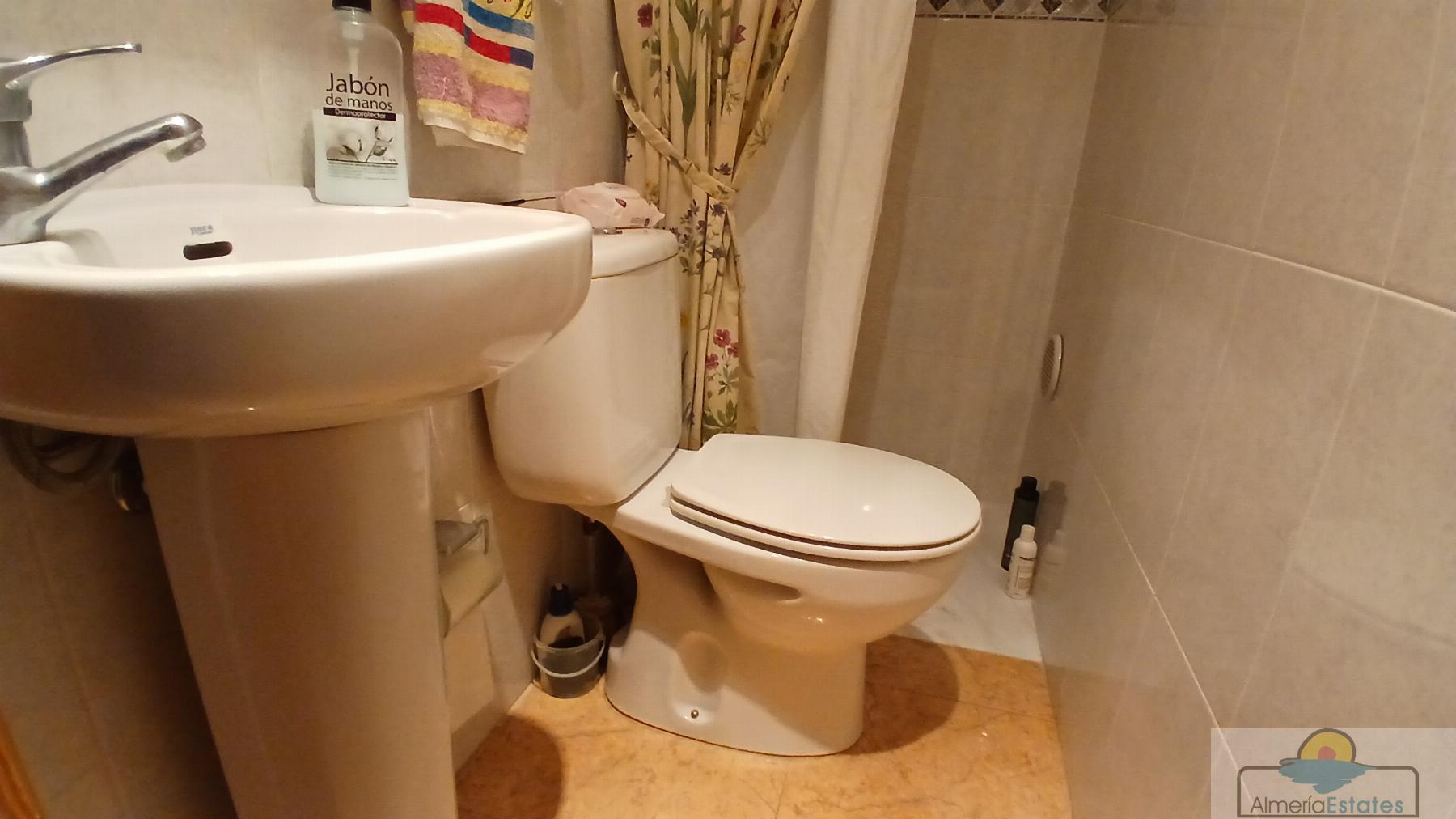 Venta de casa en Taberno