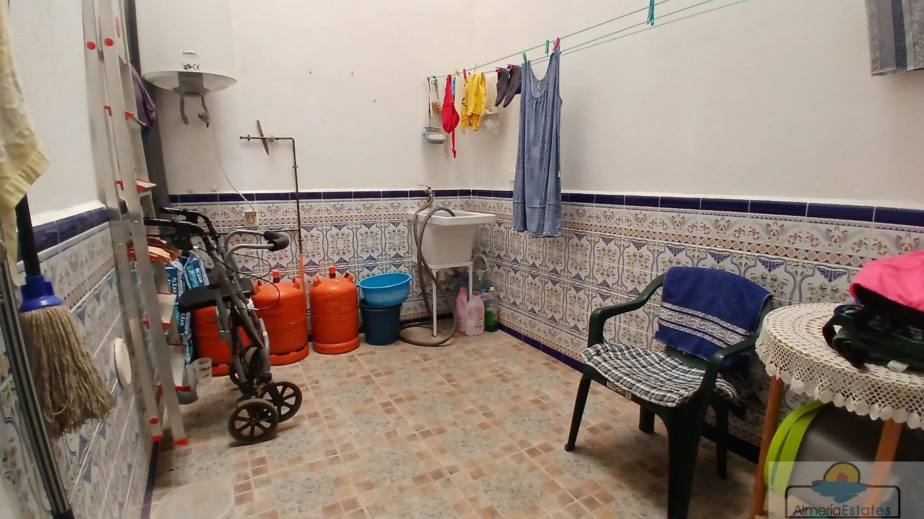 Venta de casa en Taberno