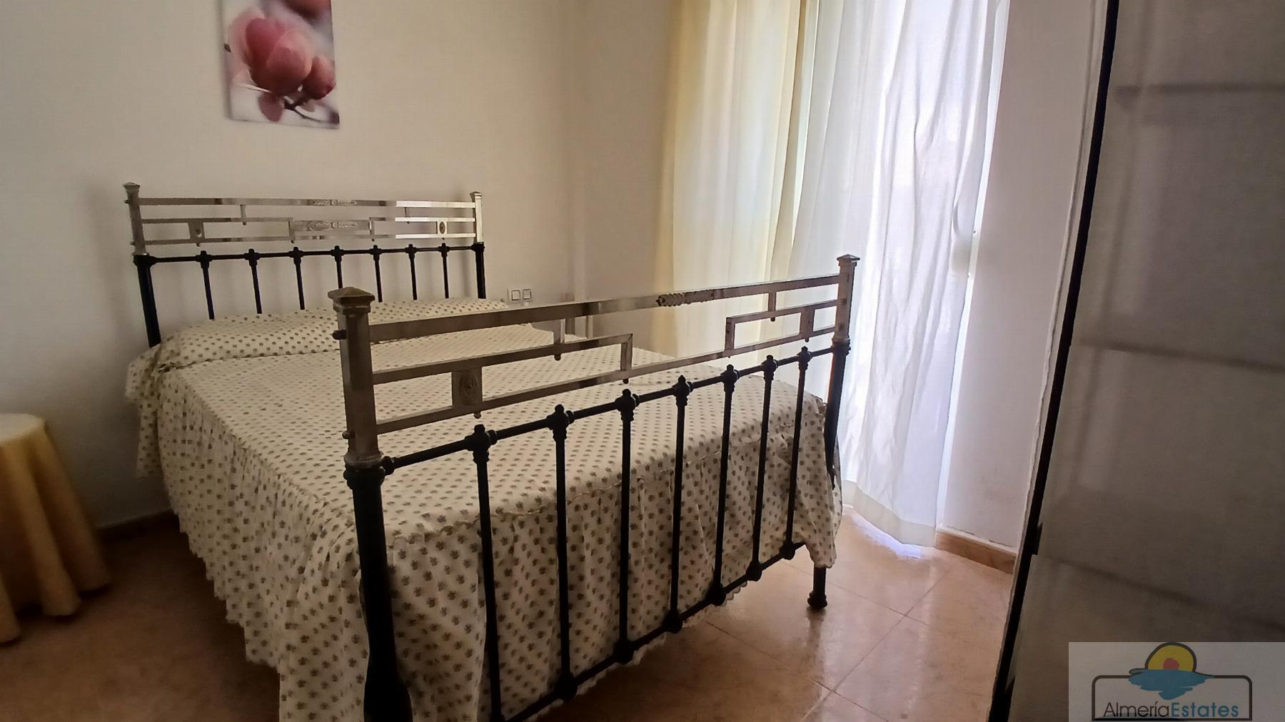 Venta de casa en Taberno