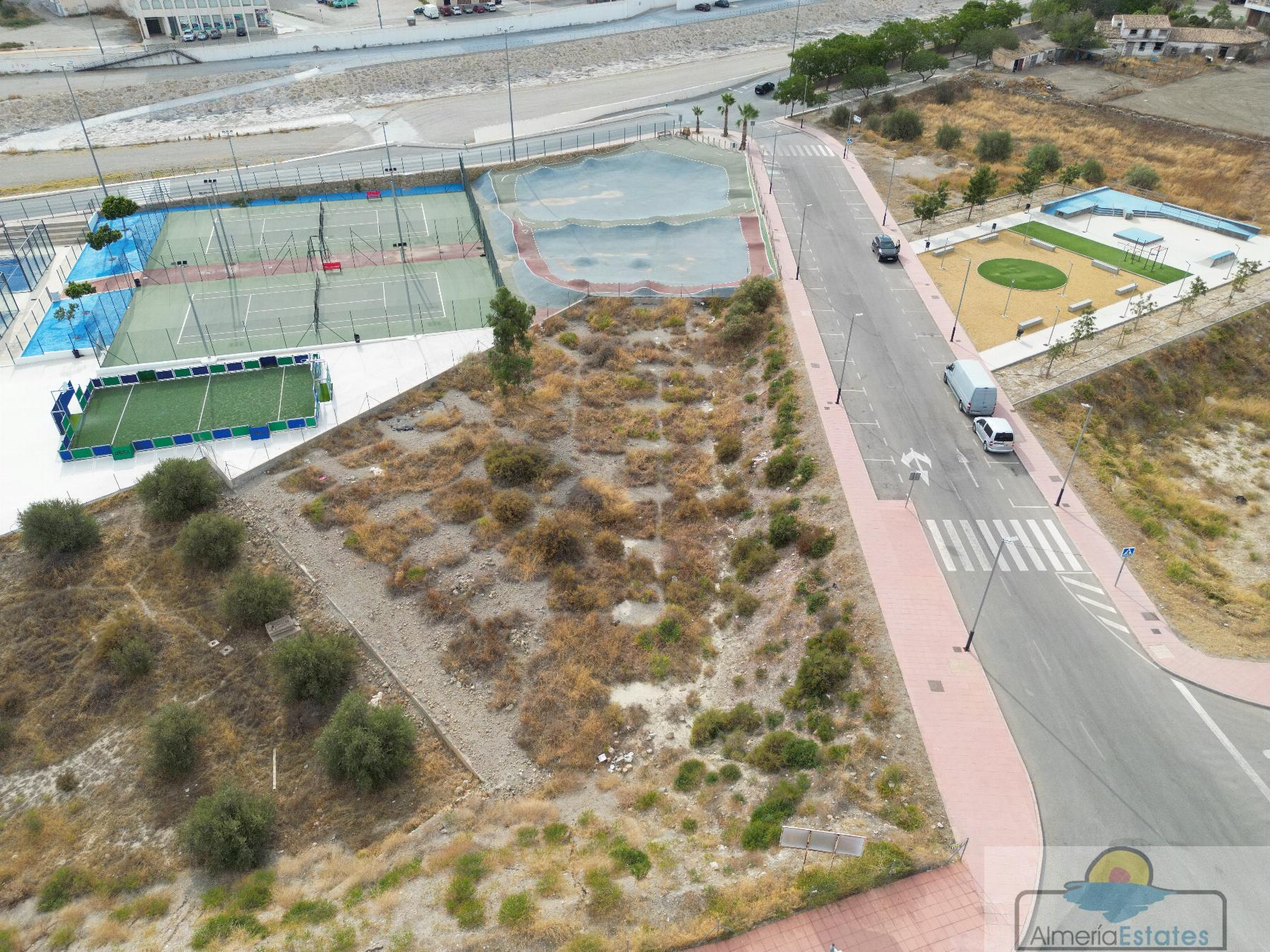 For sale of land in Albox