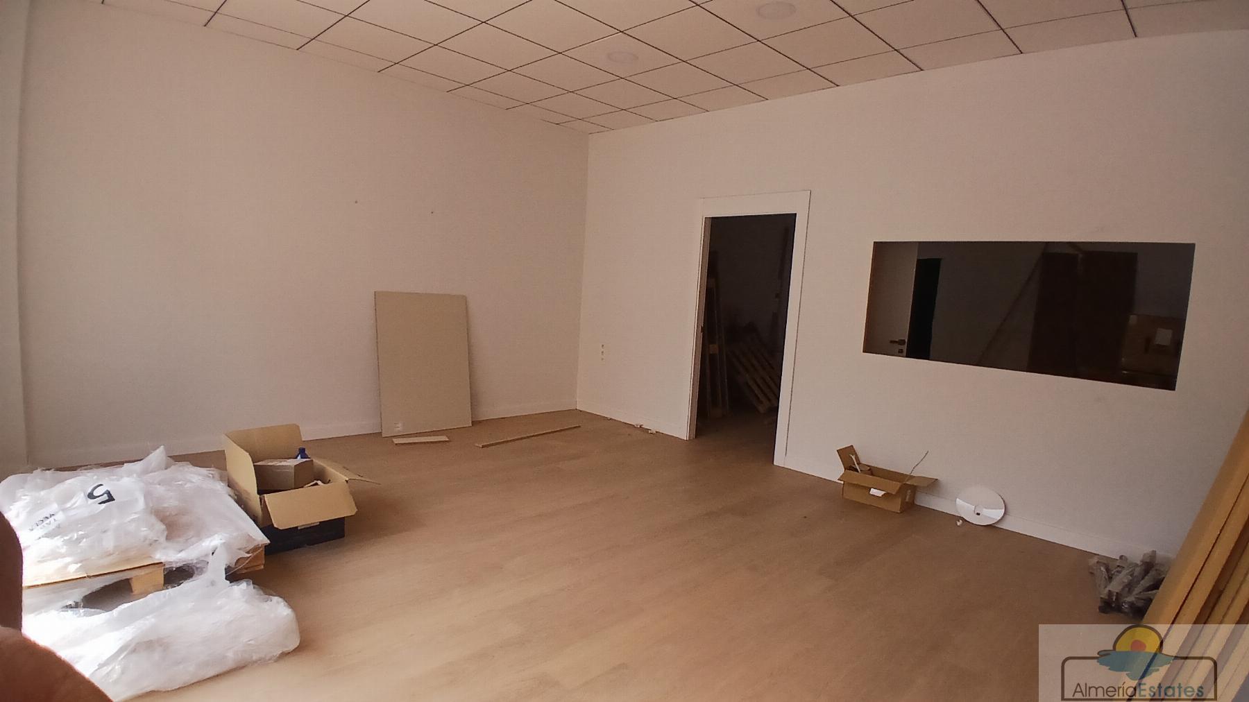 Venta de local en Albox