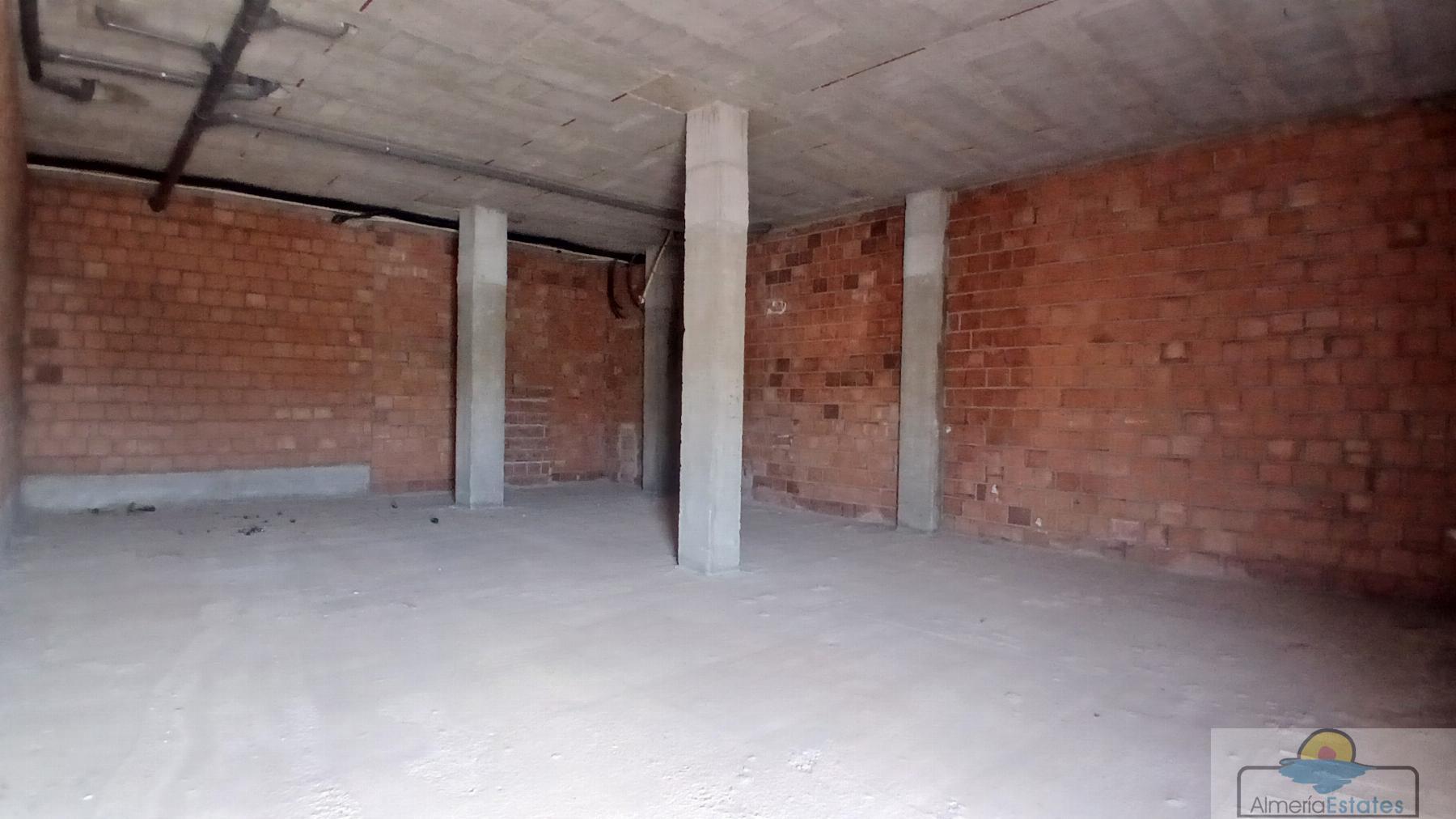 Venta de local en Albox