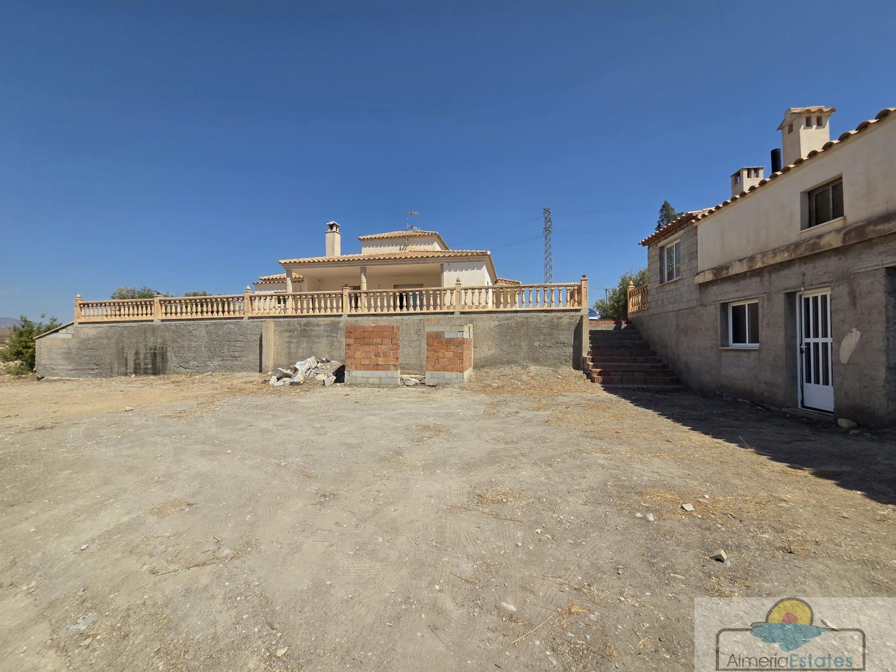 Venta de villa en Cantoria