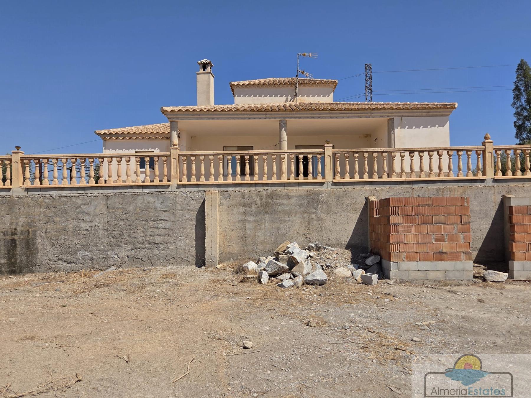 Venta de villa en Cantoria